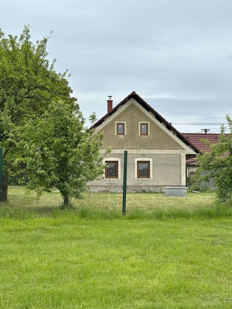 Predaj rekreačného objektu 250 m², pozemek 1.077 m², Smilovy Hory, Jihočeský kraj Predaj rekreačného objektu 250 m², pozemek 1.077 m², Smilovy Hory, Jihočeský kraj