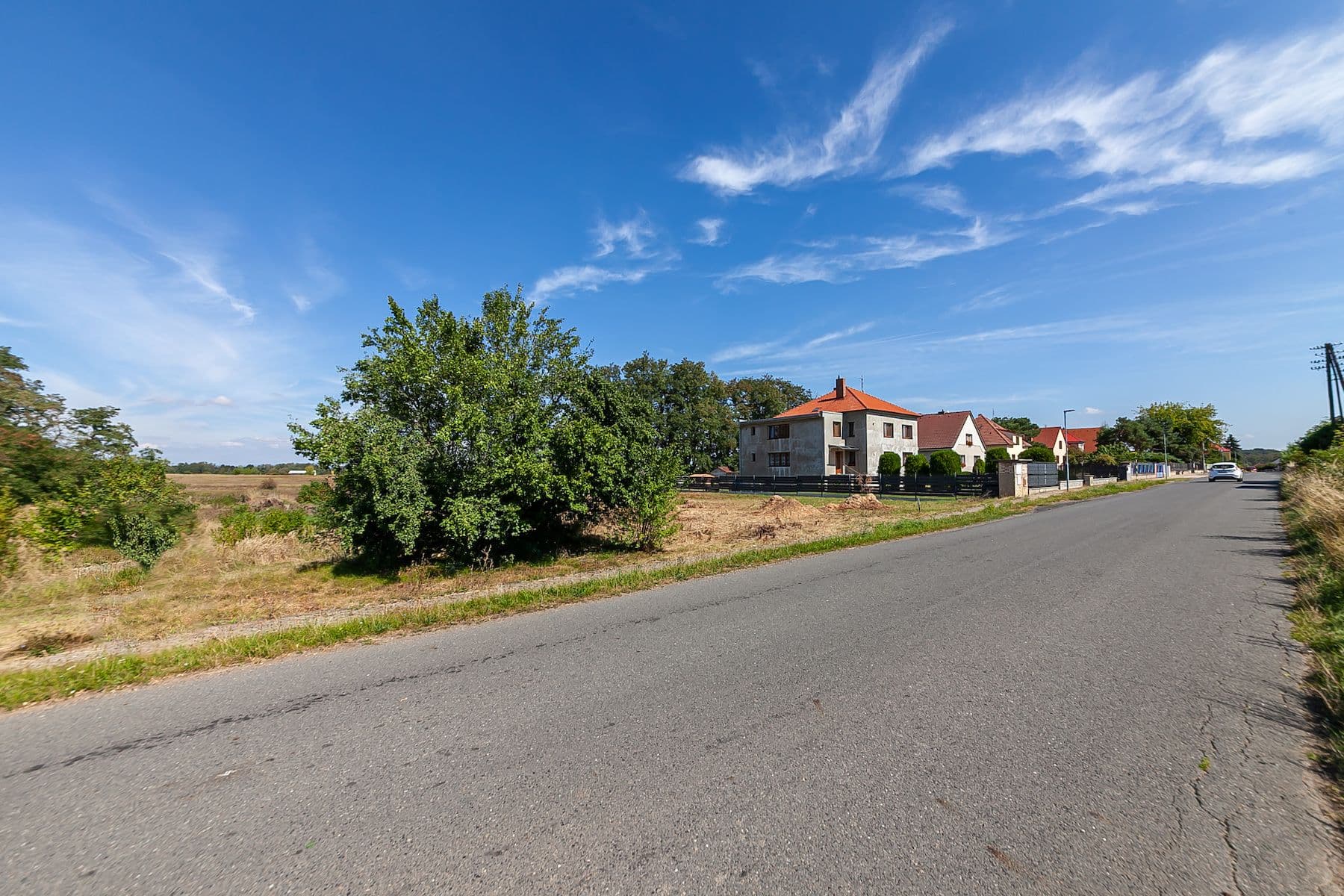 Predaj pozemku 1.528 m², Straškov-Vodochody, Ústecký kraj Predaj pozemku 1.528 m², Straškov-Vodochody, Ústecký kraj