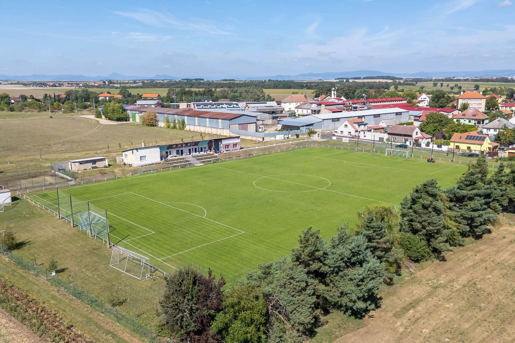 Predaj pozemku 1.528 m², Straškov-Vodochody, Ústecký kraj Predaj pozemku 1.528 m², Straškov-Vodochody, Ústecký kraj