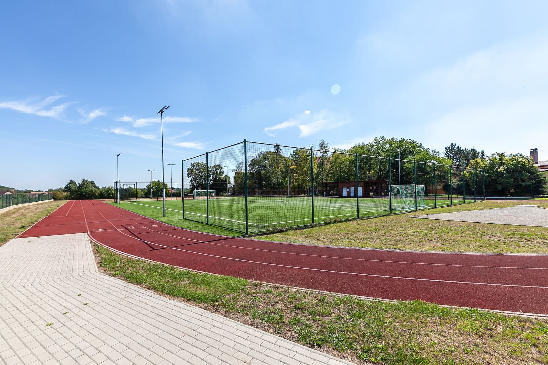 Predaj pozemku 1.528 m², Straškov-Vodochody, Ústecký kraj Predaj pozemku 1.528 m², Straškov-Vodochody, Ústecký kraj