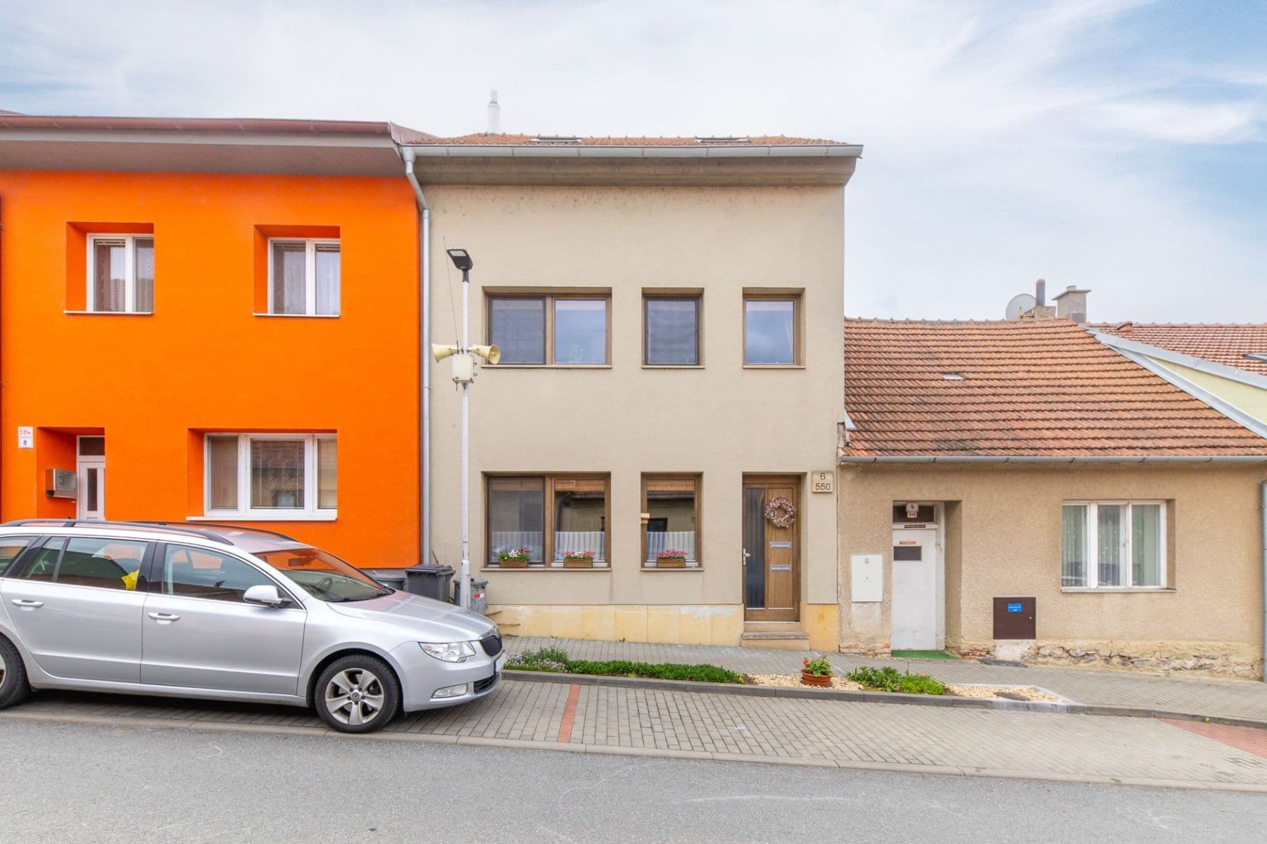 Predaj bytu 3-izbový 84 m², Kosmákova, Šlapanice, Jihomoravský kraj Predaj bytu 3-izbový 84 m², Kosmákova, Šlapanice, Jihomoravský kraj