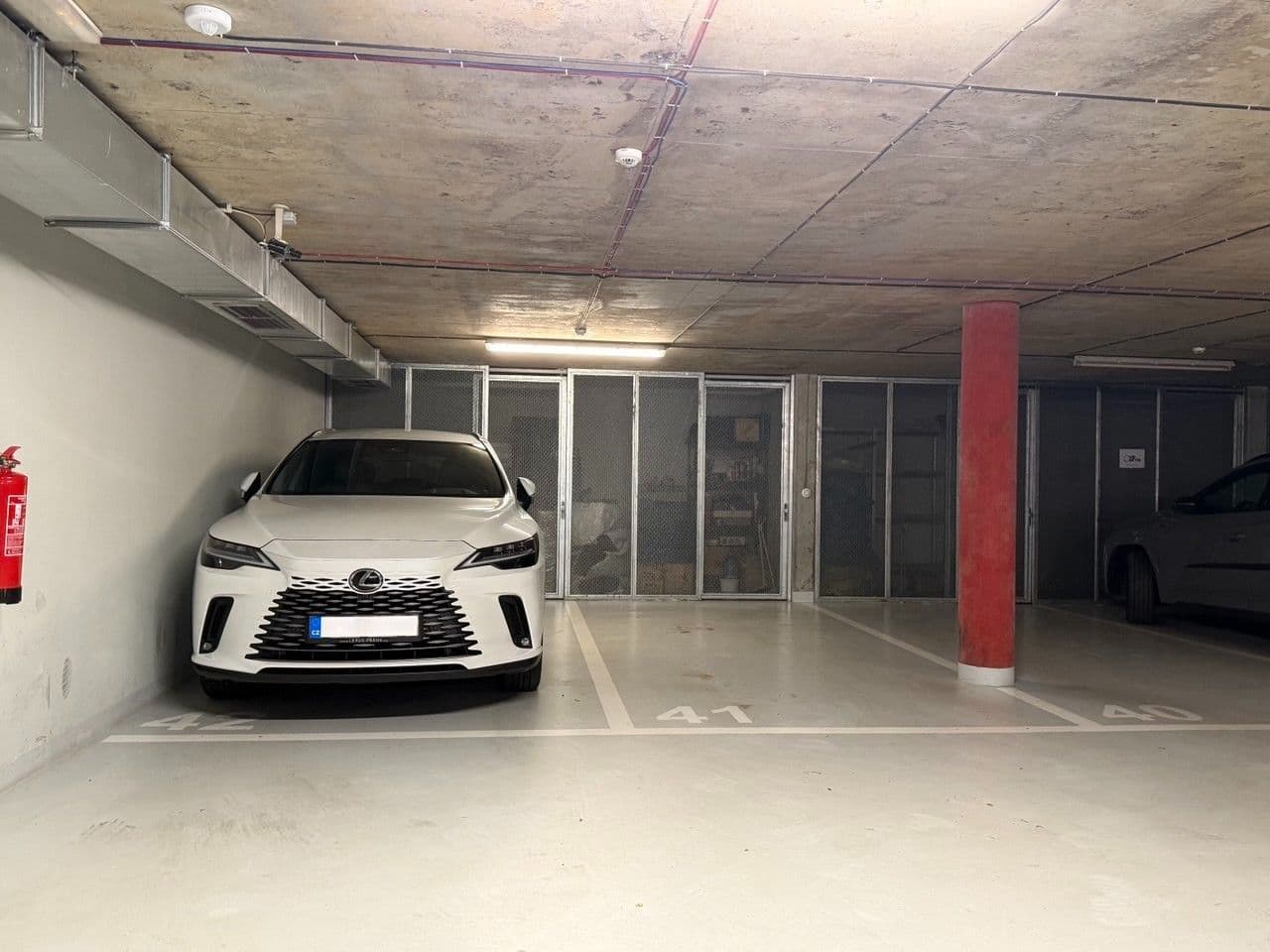 Prenájom garáže 14 m², Nobelova, Praha, Praha Prenájom garáže 14 m², Nobelova, Praha, Praha