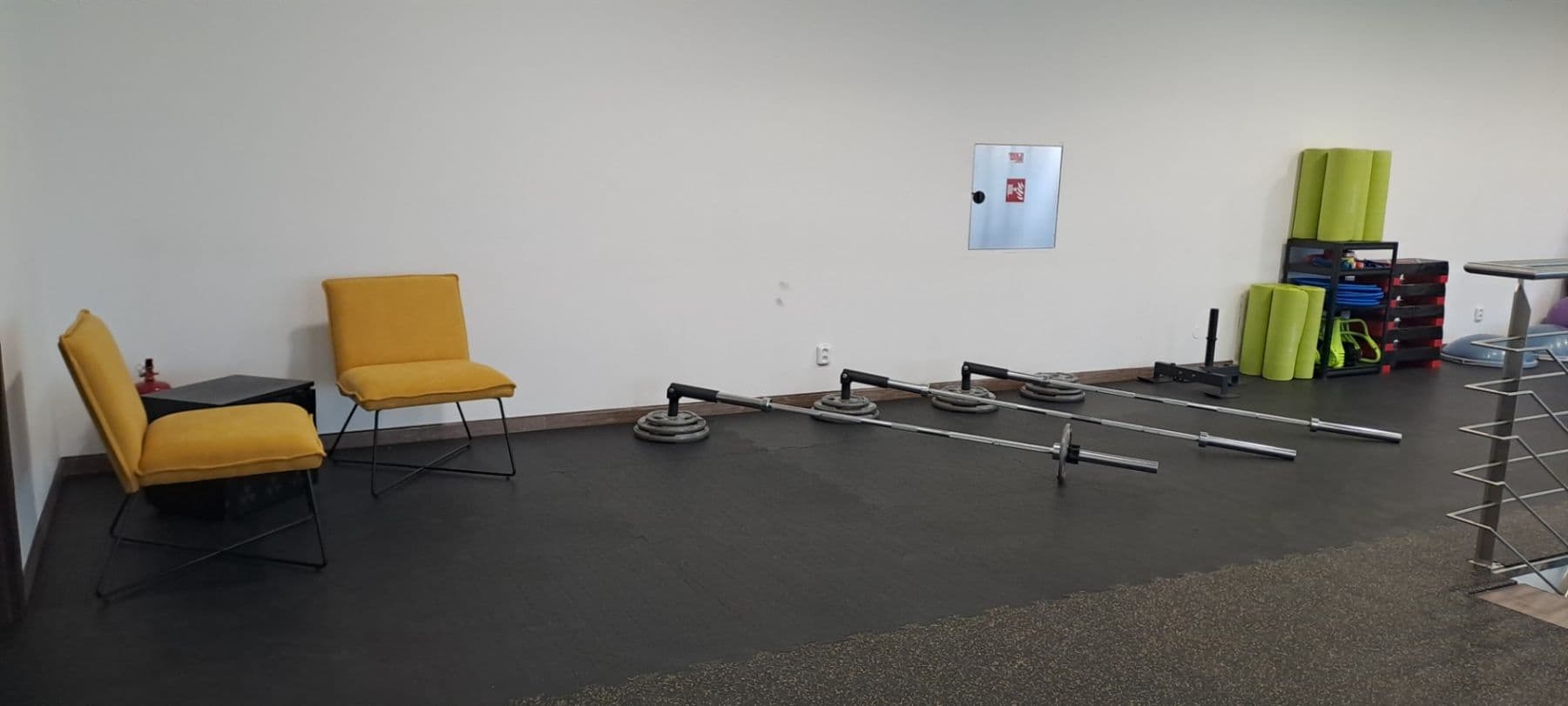 Prenájom nebytového priestoru 120 m², Holohlavy, Královéhradecký kraj Prenájom nebytového priestoru 120 m², Holohlavy, Královéhradecký kraj