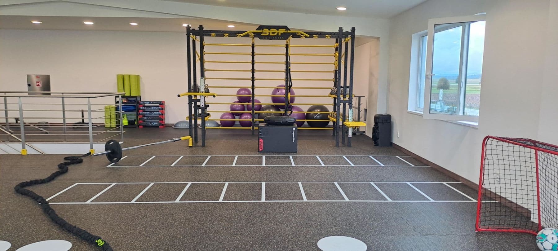 Prenájom nebytového priestoru 120 m², Holohlavy, Královéhradecký kraj Prenájom nebytového priestoru 120 m², Holohlavy, Královéhradecký kraj