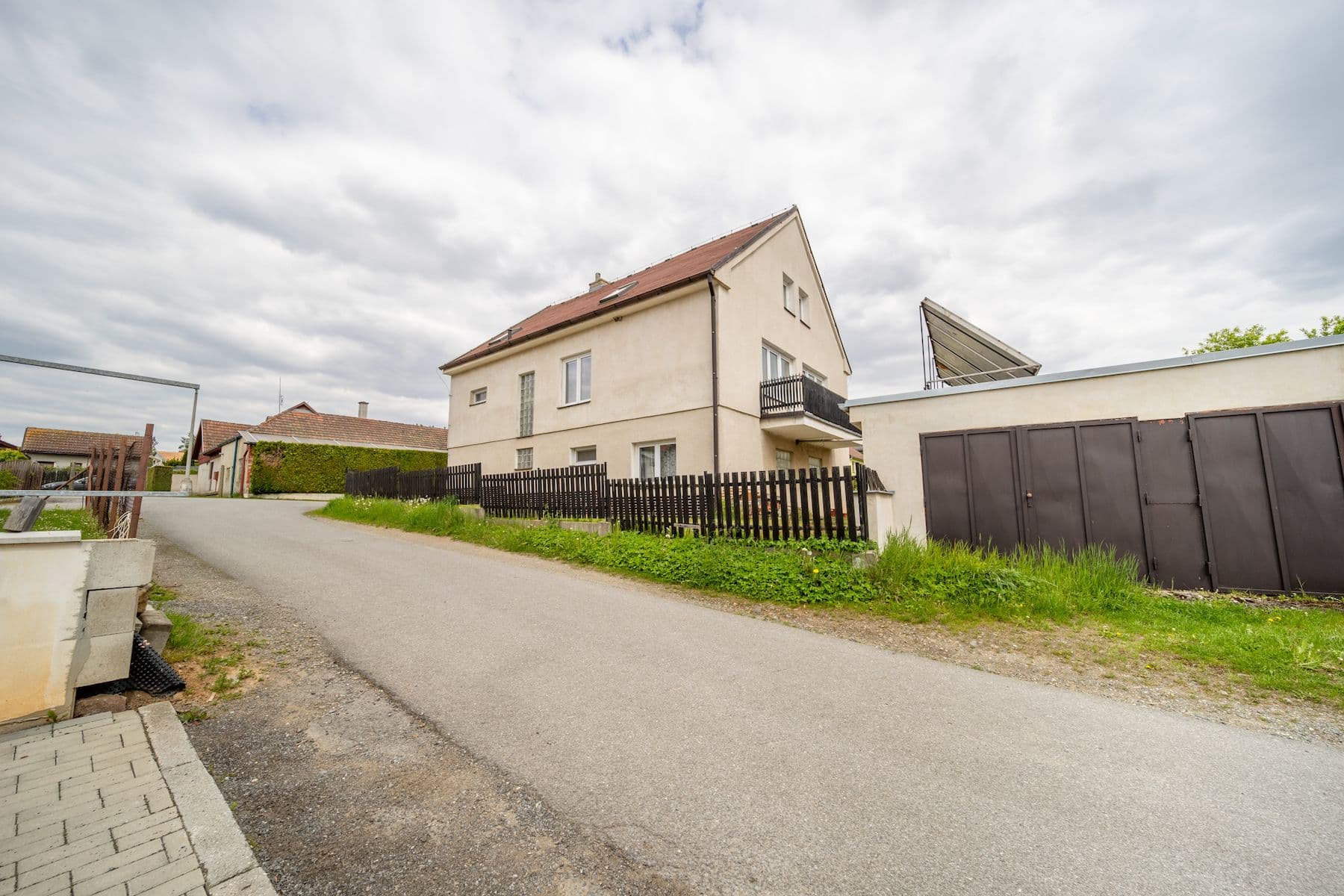 Predaj domu 270 m², pozemek 648 m², Sudoměřice u Bechyně, Jihočeský kraj Predaj domu 270 m², pozemek 648 m², Sudoměřice u Bechyně, Jihočeský kraj