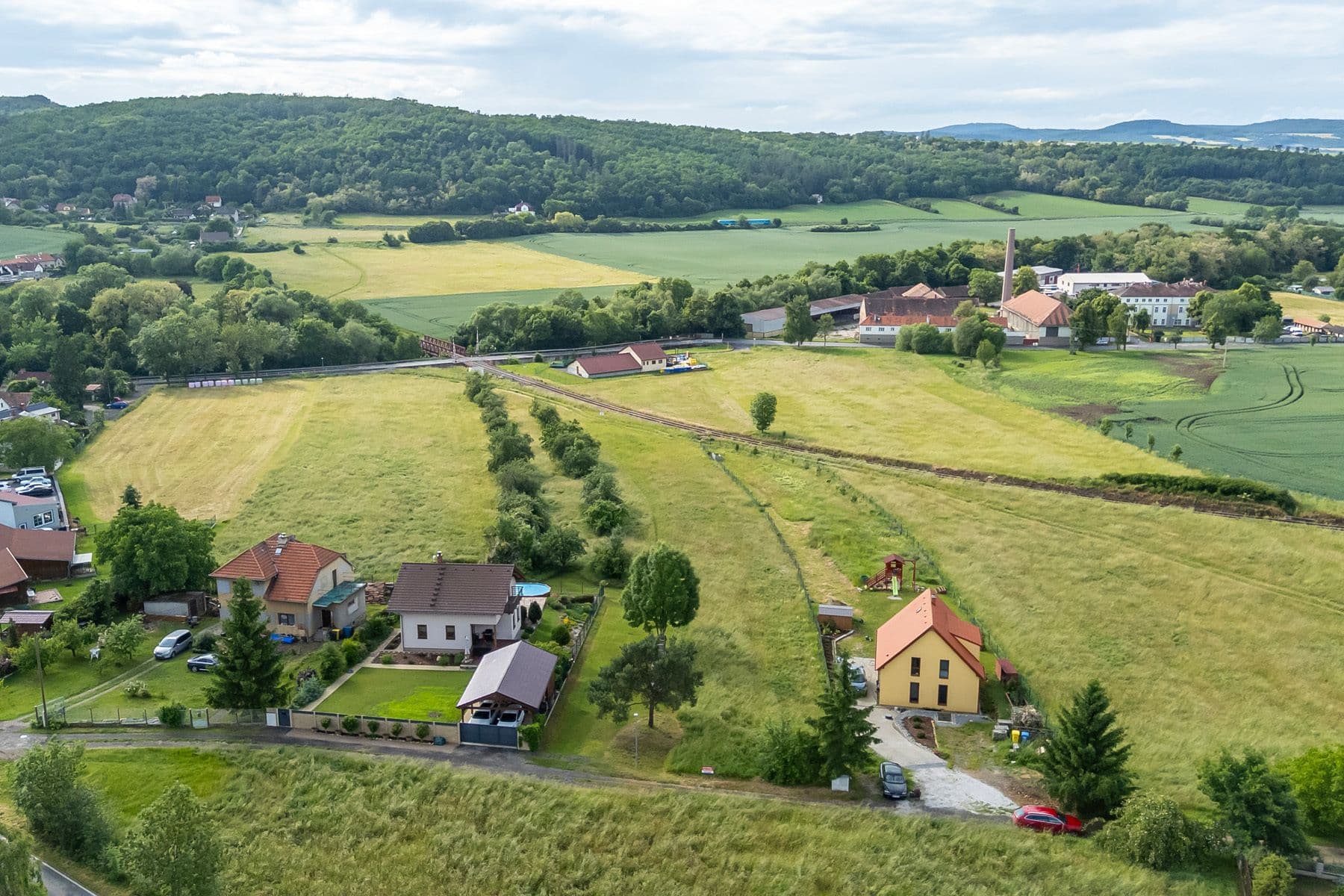 Predaj pozemku 2.625 m², Lochovice, Středočeský kraj Predaj pozemku 2.625 m², Lochovice, Středočeský kraj