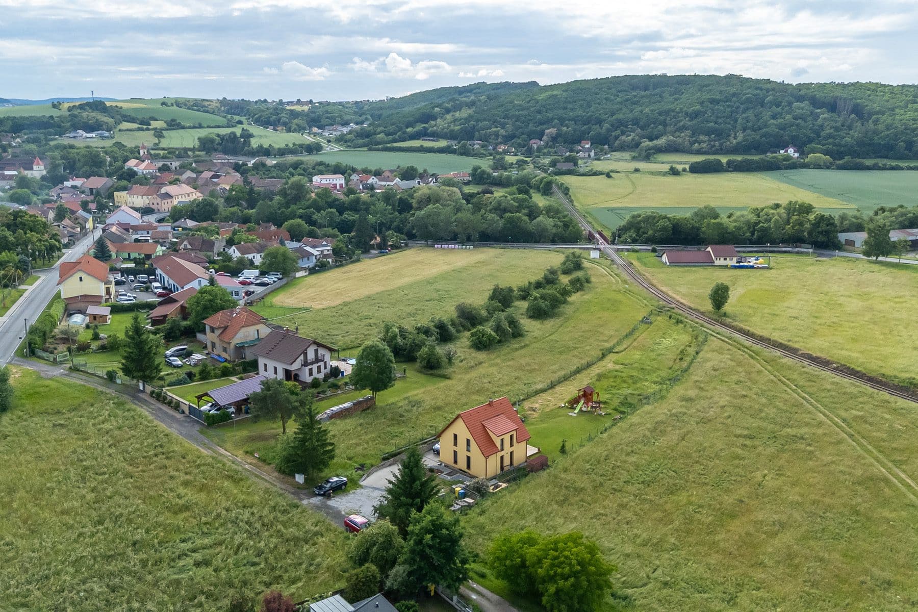 Predaj pozemku 2.625 m², Lochovice, Středočeský kraj Predaj pozemku 2.625 m², Lochovice, Středočeský kraj