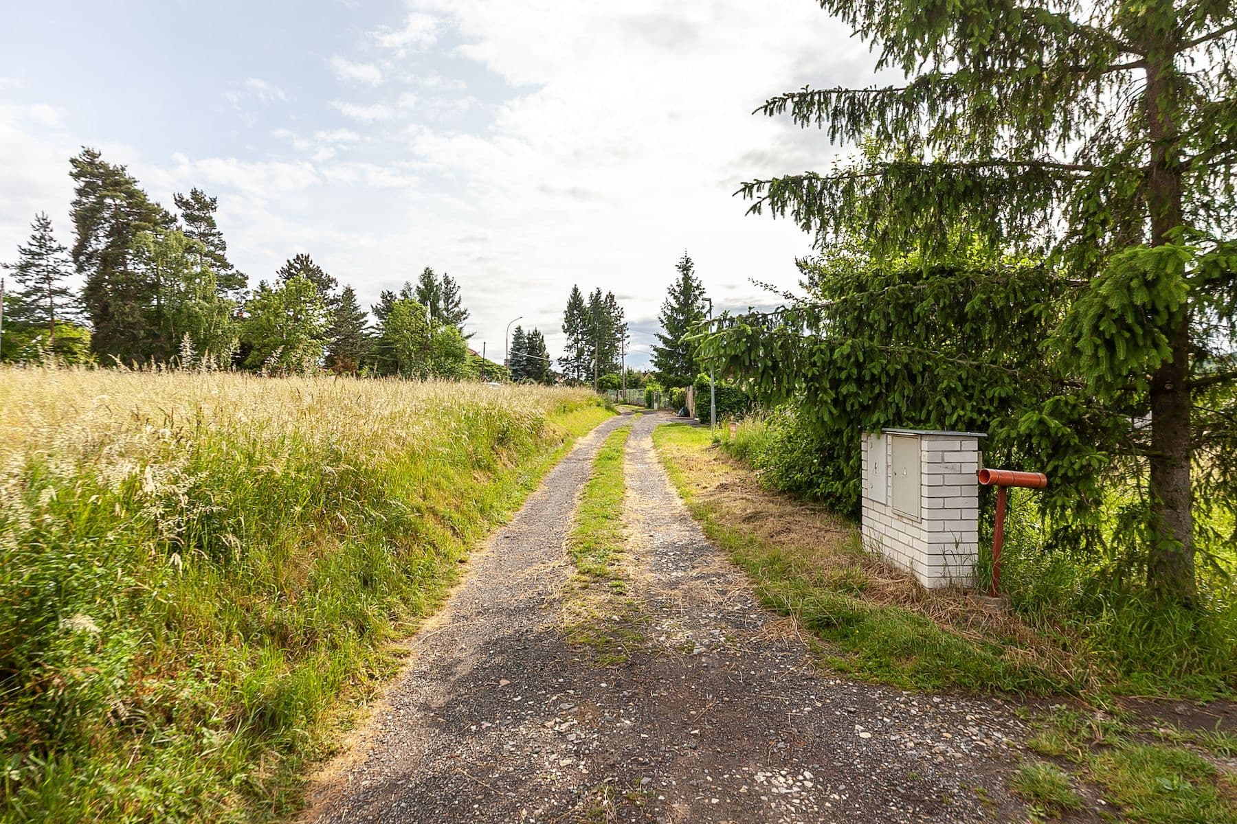 Predaj pozemku 2.625 m², Lochovice, Středočeský kraj Predaj pozemku 2.625 m², Lochovice, Středočeský kraj