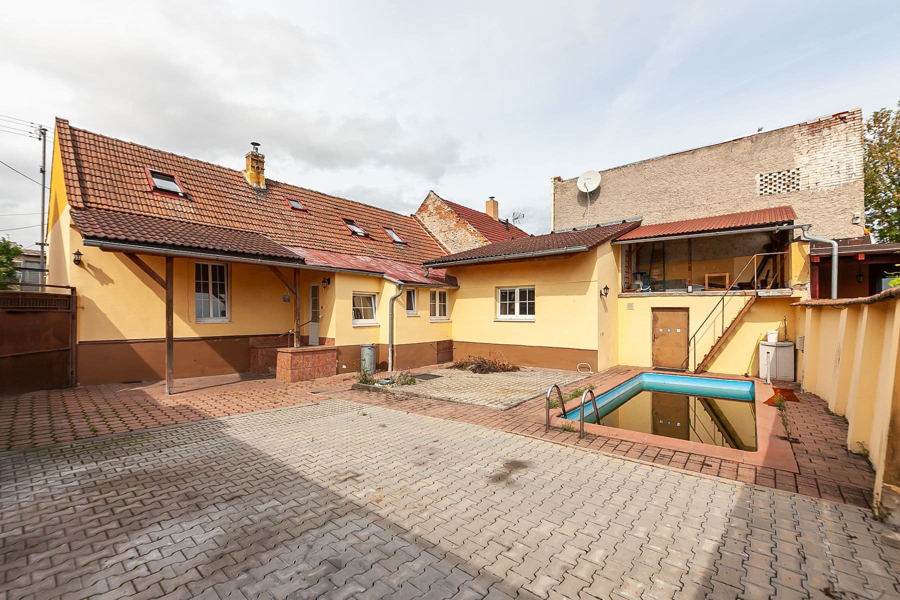 Predaj domu 200 m², pozemek 298 m², Kladenská, Pletený Újezd, Středočeský kraj Predaj domu 200 m², pozemek 298 m², Kladenská, Pletený Újezd, Středočeský kraj