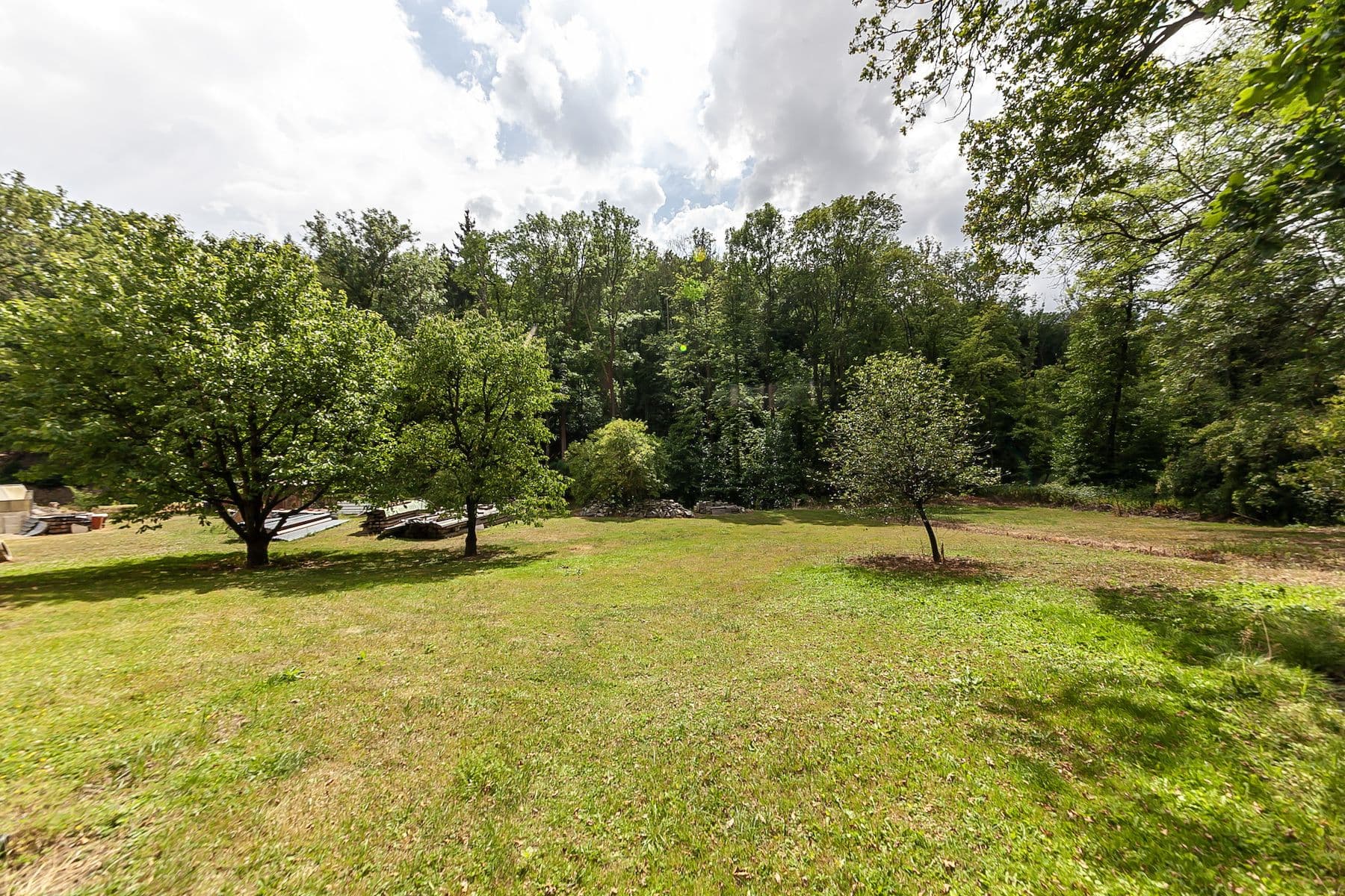 Predaj domu 1.009 m², pozemek 3.687 m², K Borovíčku, Praha, Praha Predaj domu 1.009 m², pozemek 3.687 m², K Borovíčku, Praha, Praha