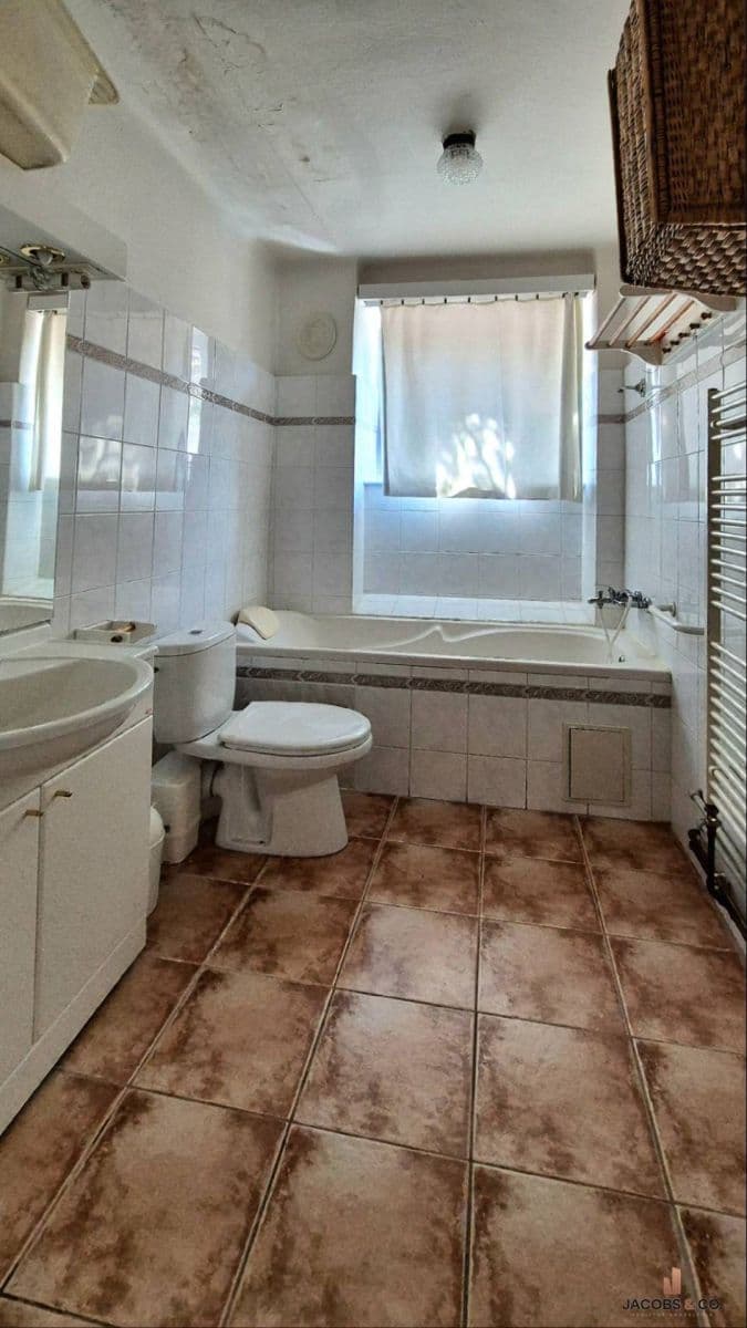 Predaj bytu 4-izbový 99 m², Milosrdenstva, Košice - mestská časť Juh, Košický kraj Predaj bytu 4-izbový 99 m², Milosrdenstva, Košice - mestská časť Juh, Košický kraj