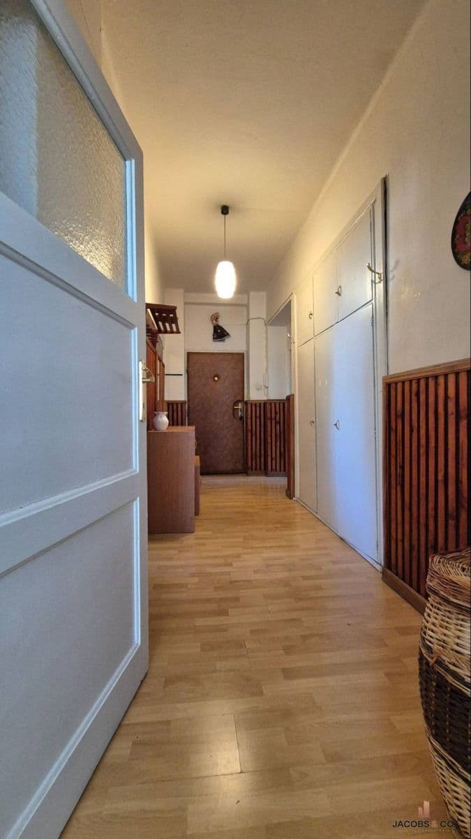 Predaj bytu 4-izbový 99 m², Milosrdenstva, Košice - mestská časť Juh, Košický kraj Predaj bytu 4-izbový 99 m², Milosrdenstva, Košice - mestská časť Juh, Košický kraj