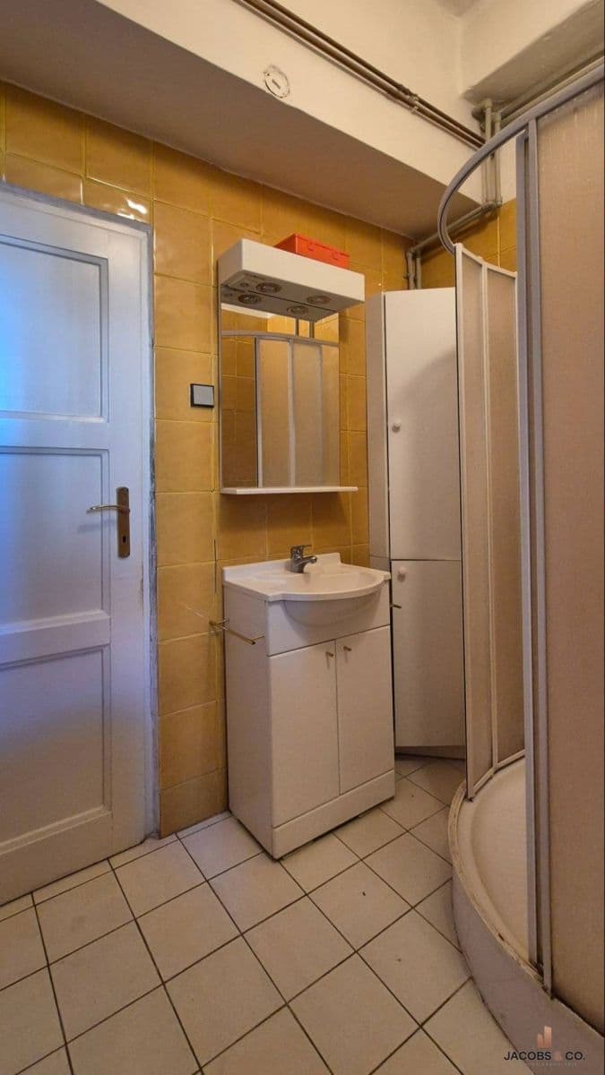 Predaj bytu 4-izbový 99 m², Milosrdenstva, Košice - mestská časť Juh, Košický kraj Predaj bytu 4-izbový 99 m², Milosrdenstva, Košice - mestská časť Juh, Košický kraj