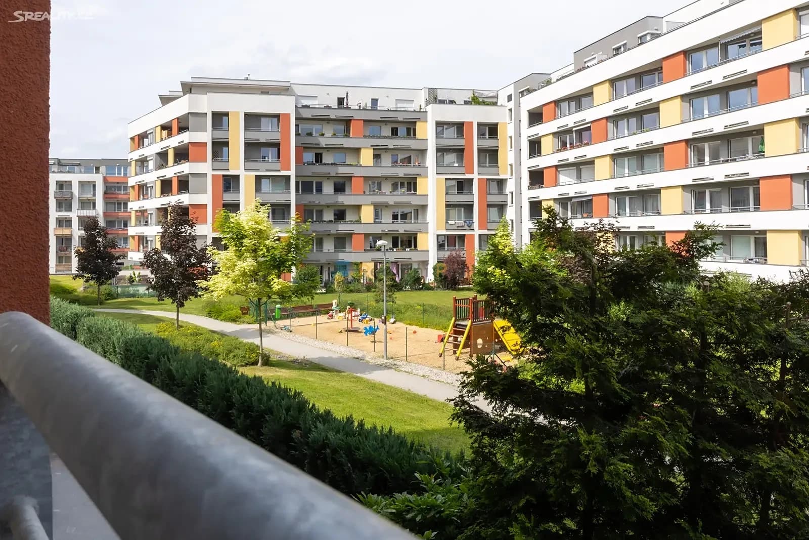 Prenájom bytu 2-izbový 65 m², Sazovická, Praha, Praha Prenájom bytu 2-izbový 65 m², Sazovická, Praha, Praha