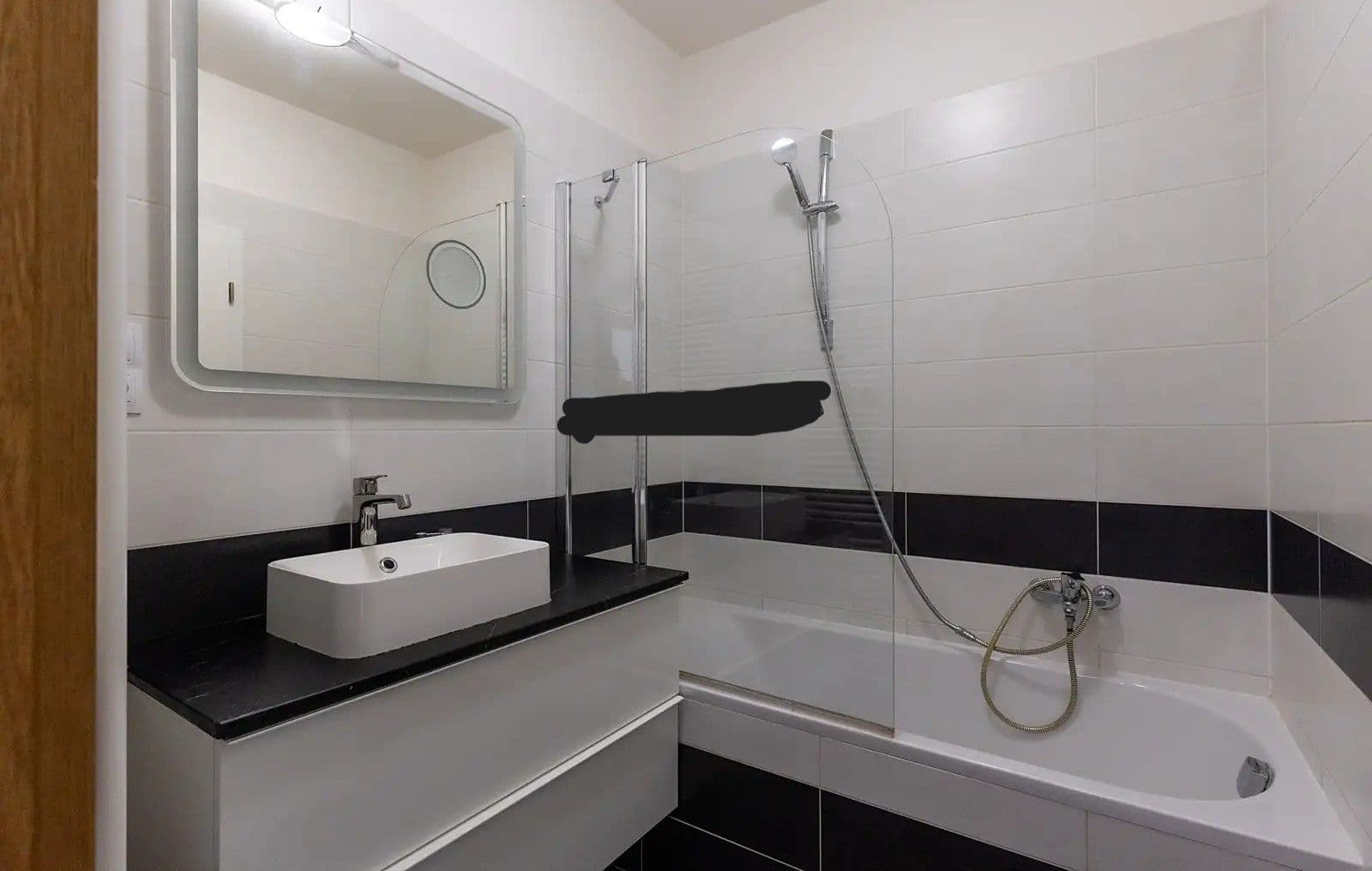 Prenájom bytu 2-izbový 65 m², Sazovická, Praha, Praha Prenájom bytu 2-izbový 65 m², Sazovická, Praha, Praha