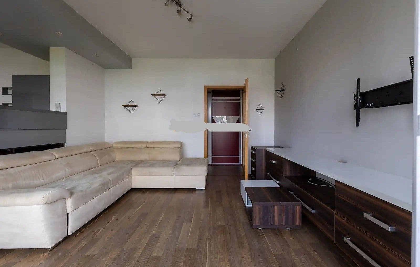 Prenájom bytu 2-izbový 65 m², Sazovická, Praha, Praha Prenájom bytu 2-izbový 65 m², Sazovická, Praha, Praha