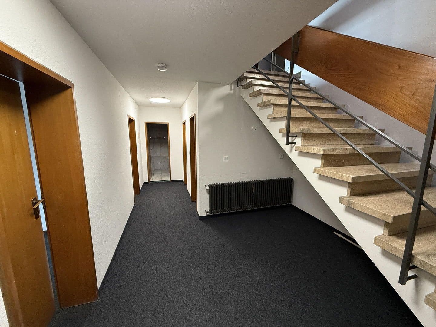 Prenájom bytu 225 m², Rheinstrasse, Waldshut-Tiengen, Bádensko-Wurttembersko Prenájom bytu 225 m², Rheinstrasse, Waldshut-Tiengen, Bádensko-Wurttembersko