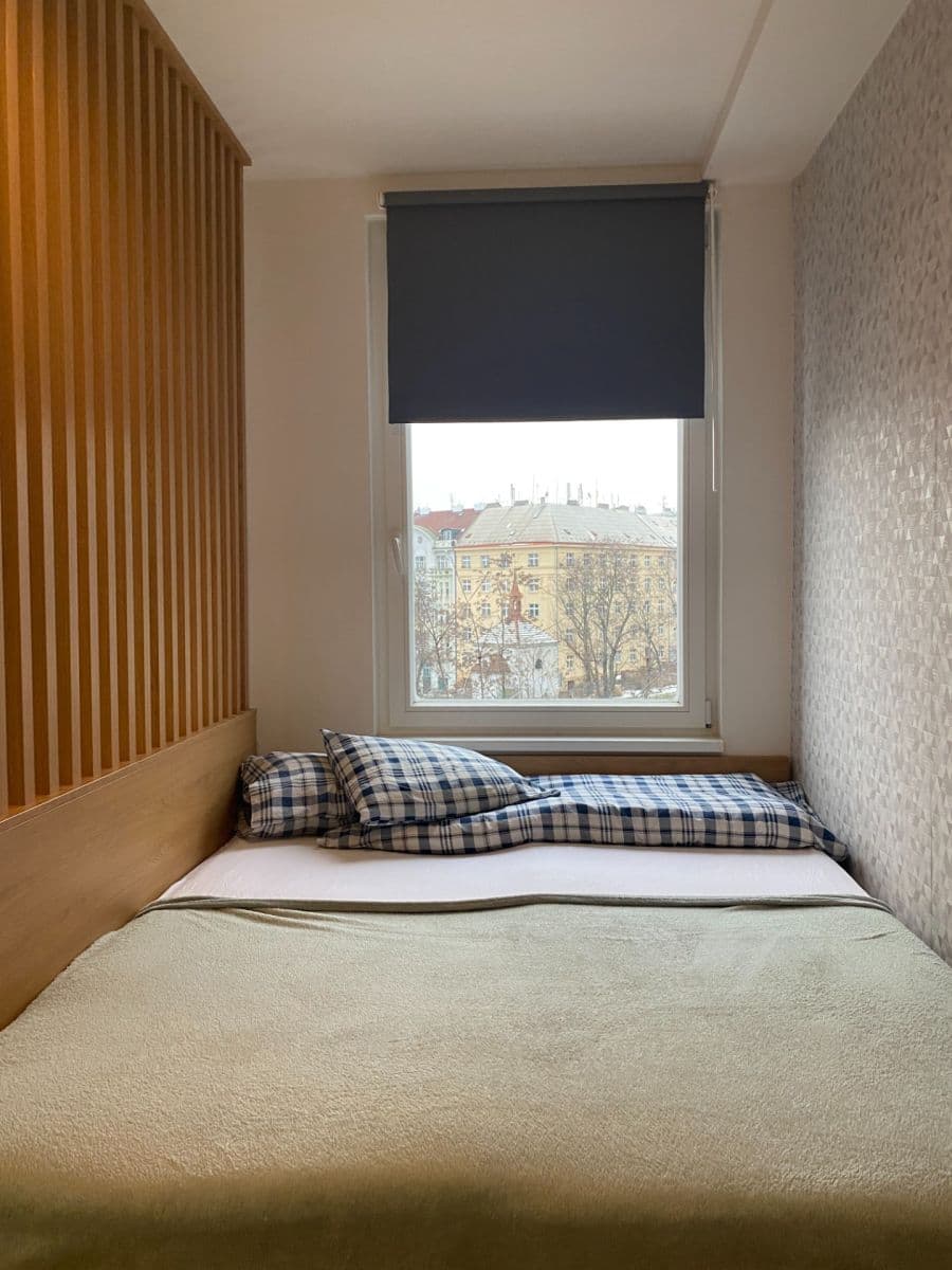 Prenájom bytu 1-izbový 26 m², Perucká, Praha, Praha Prenájom bytu 1-izbový 26 m², Perucká, Praha, Praha