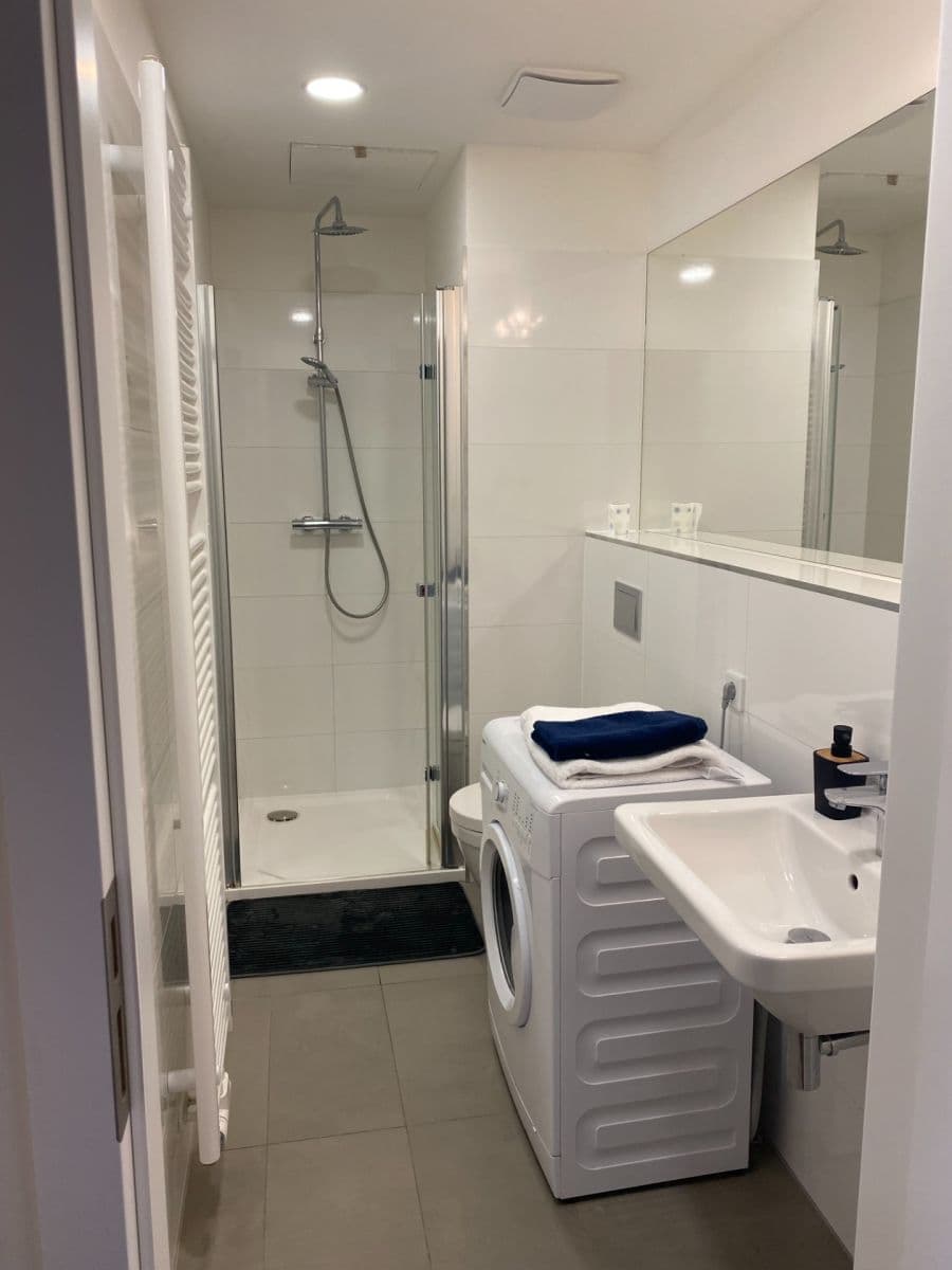 Prenájom bytu 1-izbový 26 m², Perucká, Praha, Praha Prenájom bytu 1-izbový 26 m², Perucká, Praha, Praha