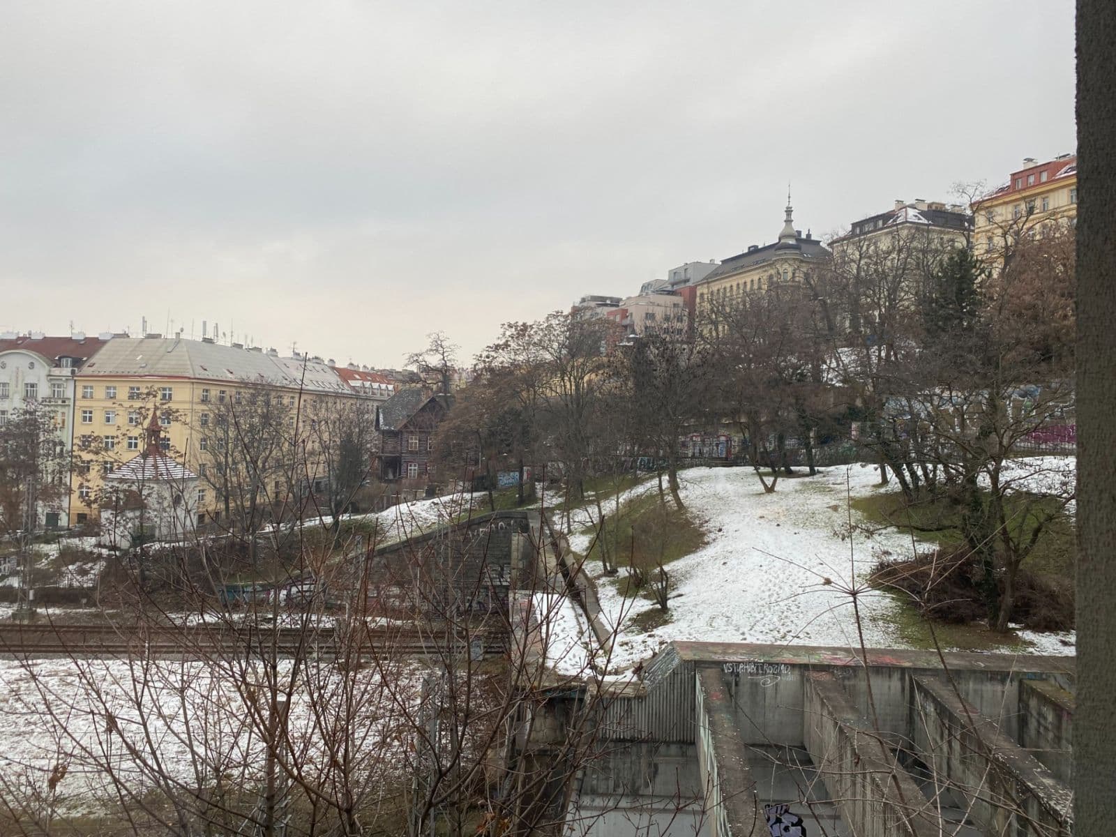 Prenájom bytu 1-izbový 26 m², Perucká, Praha, Praha Prenájom bytu 1-izbový 26 m², Perucká, Praha, Praha