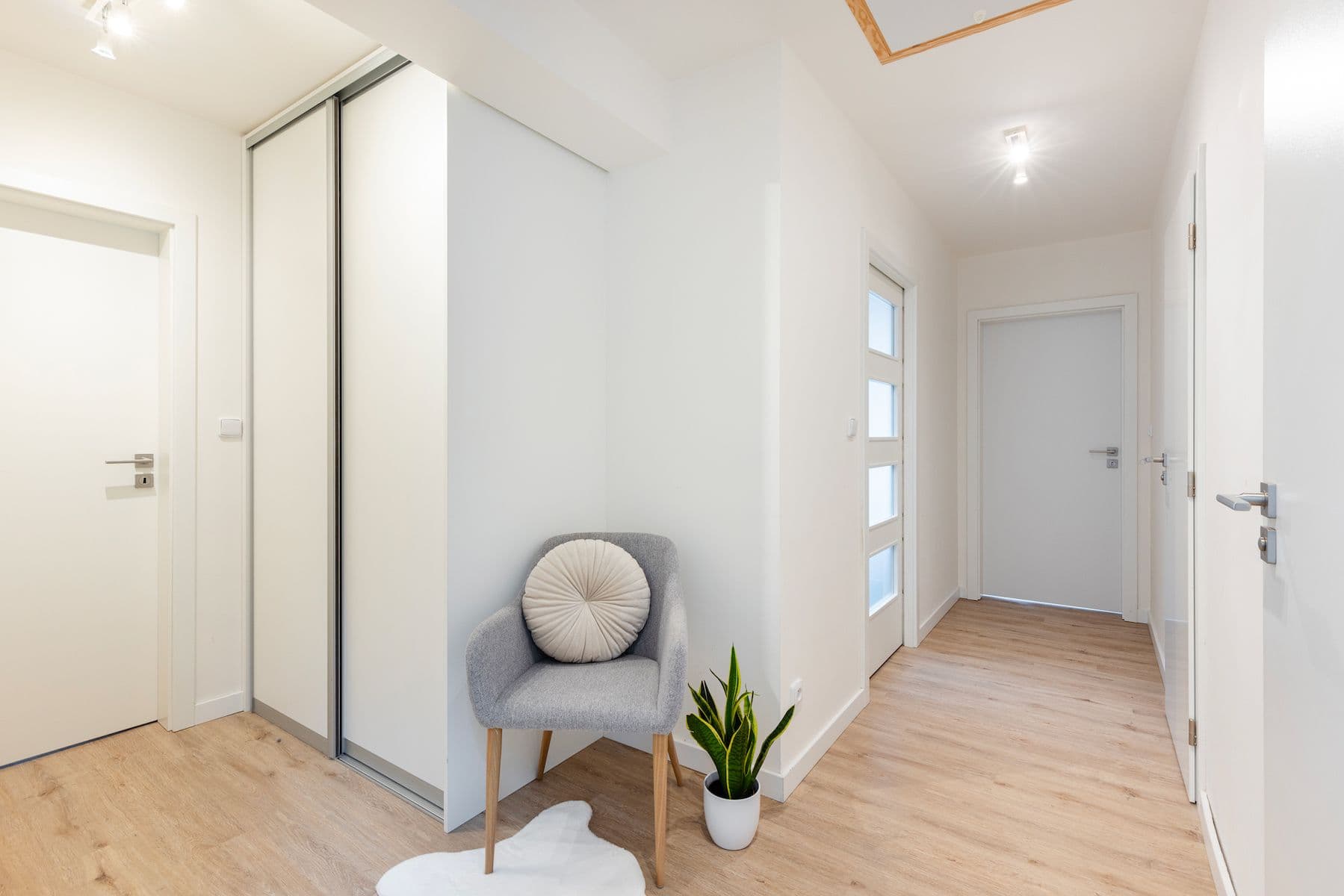 Predaj bytu 3-izbový 104 m², Krátká, Tursko, Středočeský kraj Predaj bytu 3-izbový 104 m², Krátká, Tursko, Středočeský kraj