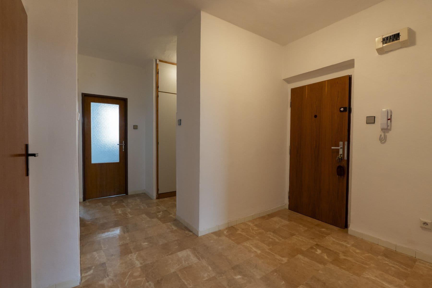 Predaj bytu 3-izbový 71 m², Luďka Matury, Pardubice, Pardubický kraj Predaj bytu 3-izbový 71 m², Luďka Matury, Pardubice, Pardubický kraj