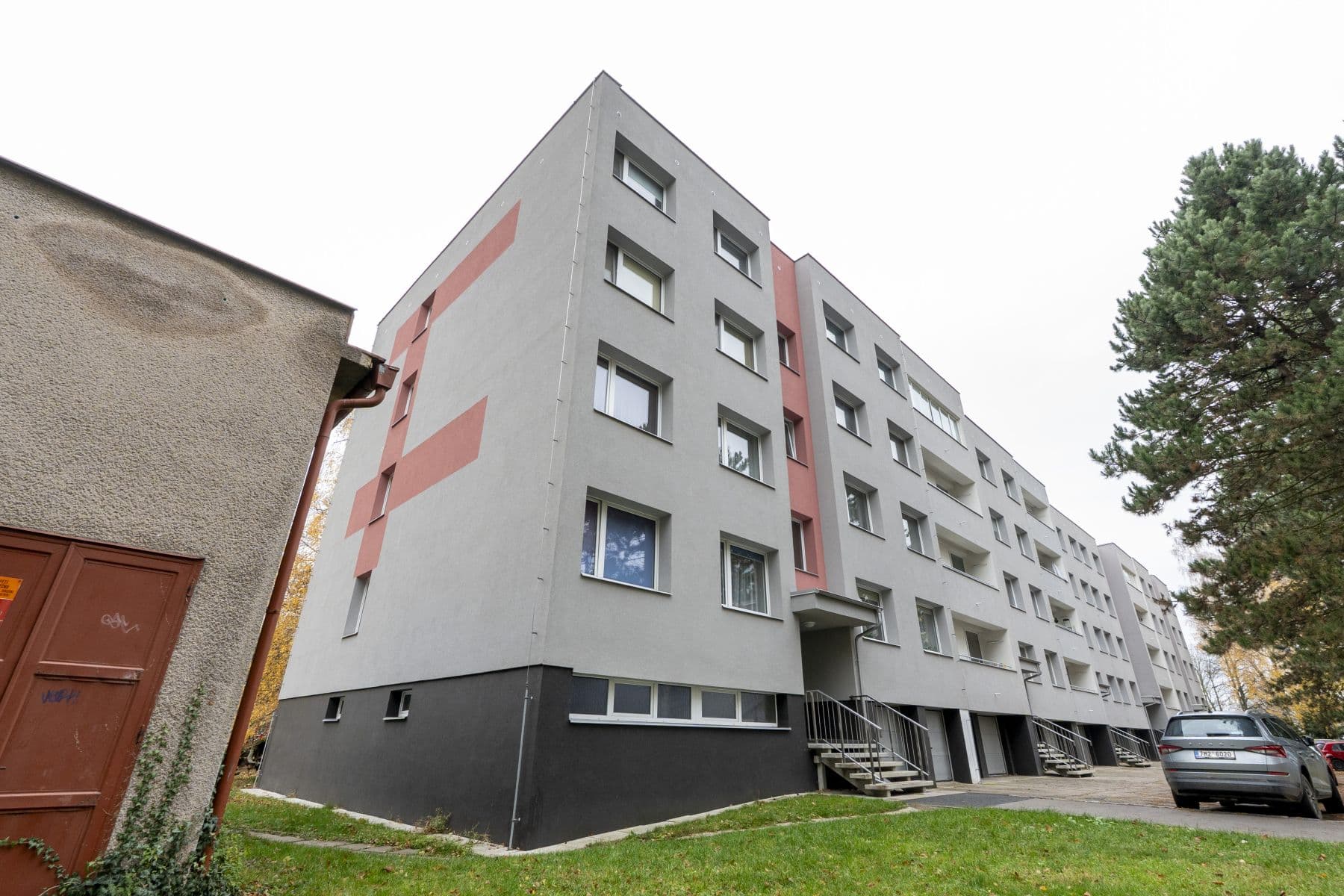 Predaj bytu 3-izbový 71 m², Luďka Matury, Pardubice, Pardubický kraj Predaj bytu 3-izbový 71 m², Luďka Matury, Pardubice, Pardubický kraj