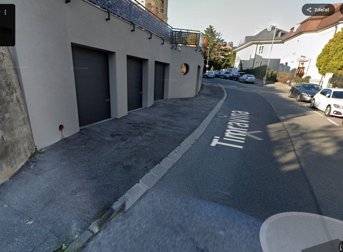 Prenájom garáže 18 m², Bratislava - mestská časť Staré Mesto, Bratislavský kraj Prenájom garáže 18 m², Bratislava - mestská časť Staré Mesto, Bratislavský kraj