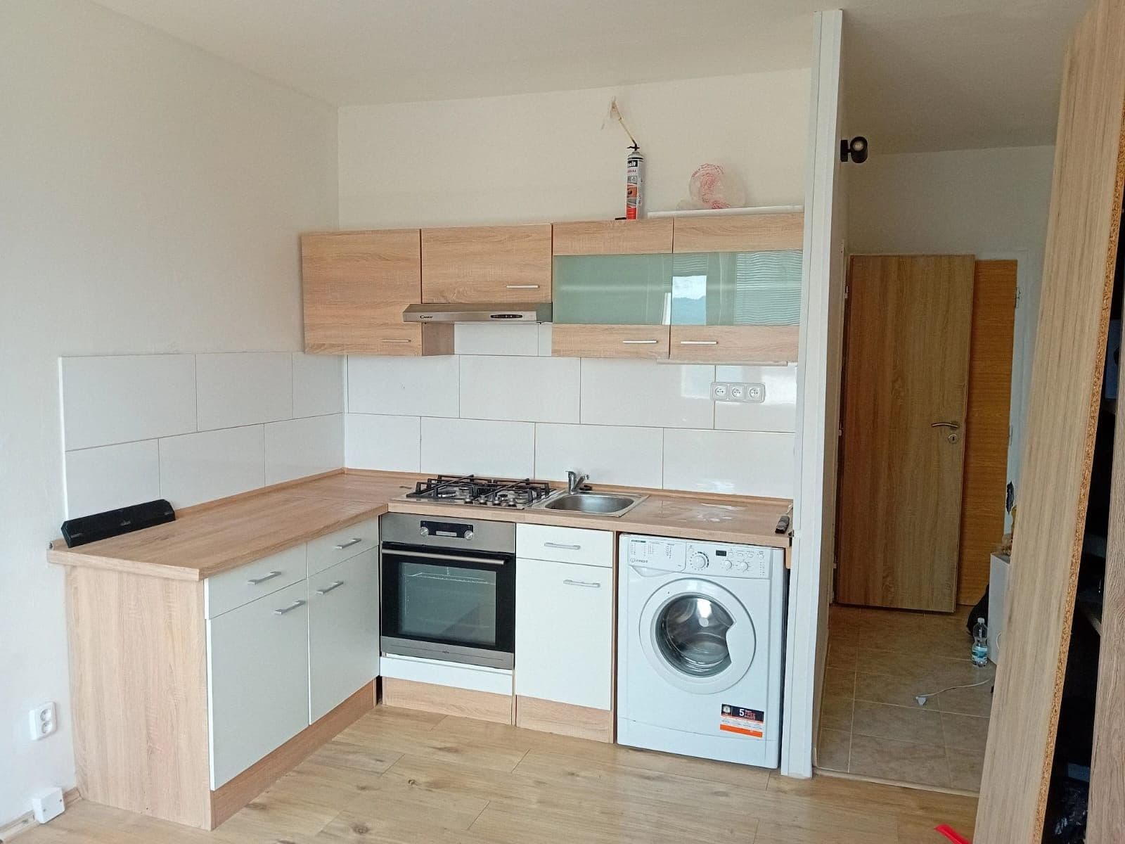 Prenájom bytu 1-izbový 33 m², Kmochova, Ústí nad Labem, Ústecký kraj Prenájom bytu 1-izbový 33 m², Kmochova, Ústí nad Labem, Ústecký kraj