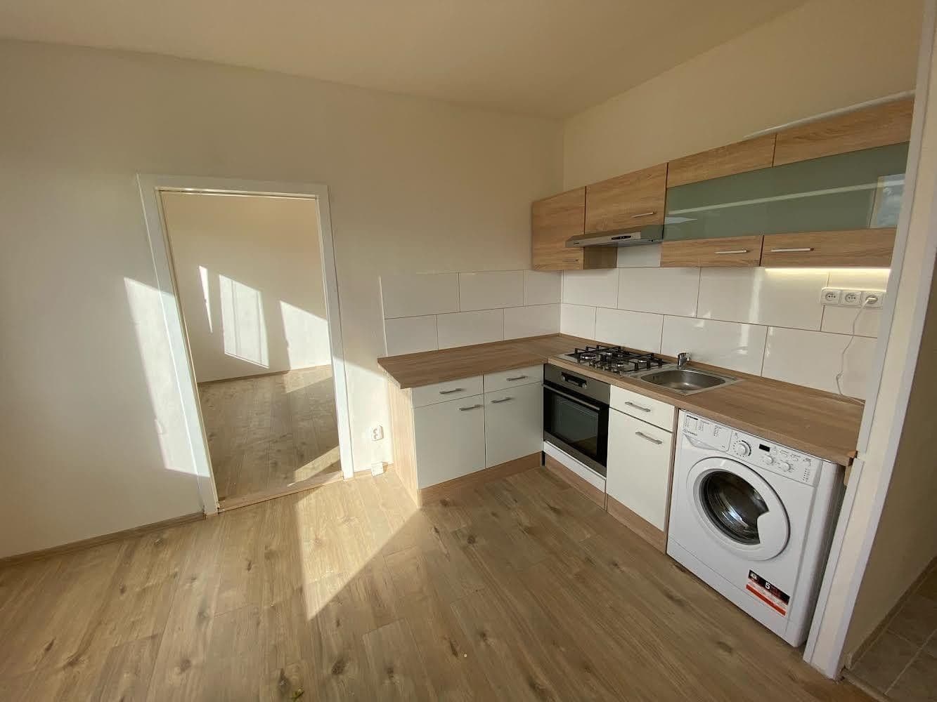 Prenájom bytu 1-izbový 33 m², Kmochova, Ústí nad Labem, Ústecký kraj Prenájom bytu 1-izbový 33 m², Kmochova, Ústí nad Labem, Ústecký kraj