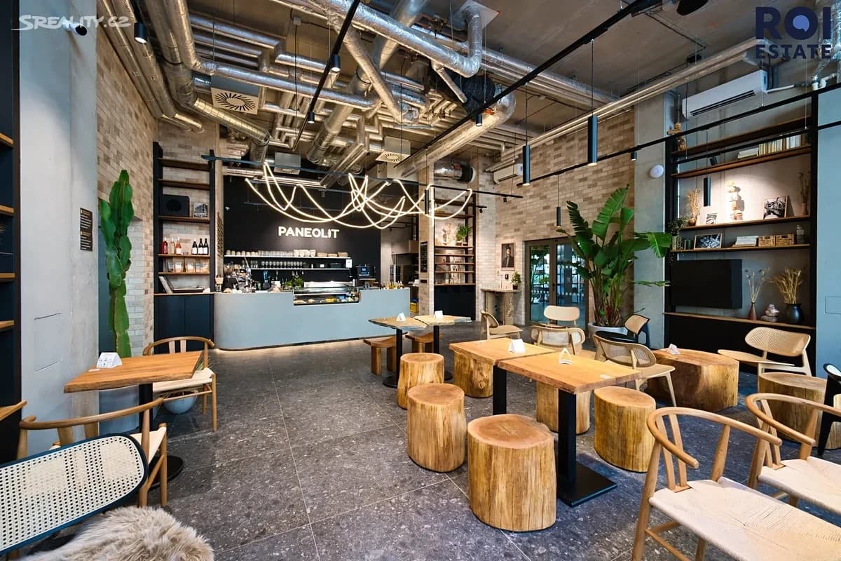 Prenájom bytu 1-izbový 37 m², Bratislavská, Brno, Jihomoravský kraj Prenájom bytu 1-izbový 37 m², Bratislavská, Brno, Jihomoravský kraj