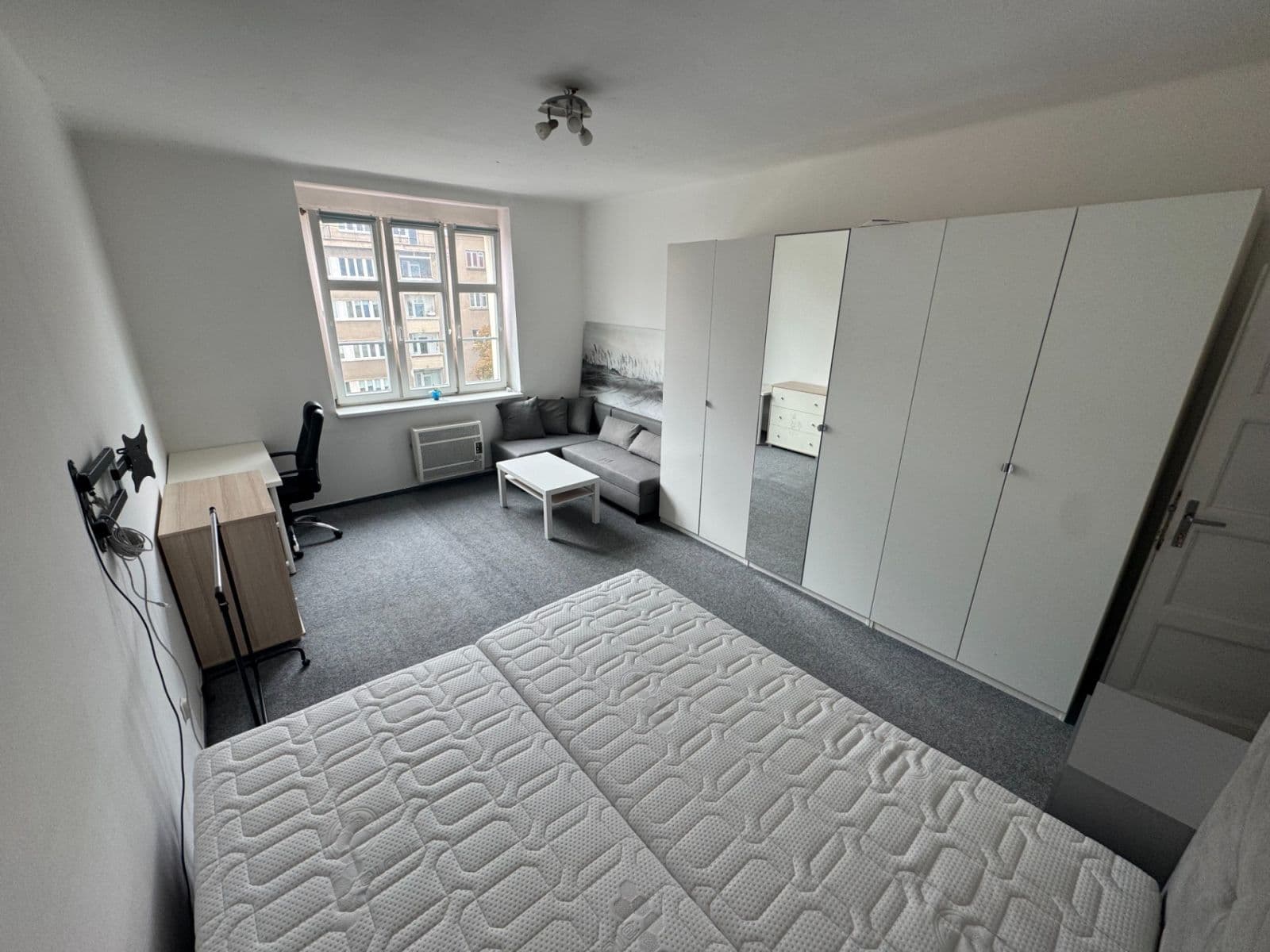 Prenájom bytu 2-izbový 56 m², 5. května, Praha, Praha Prenájom bytu 2-izbový 56 m², 5. května, Praha, Praha