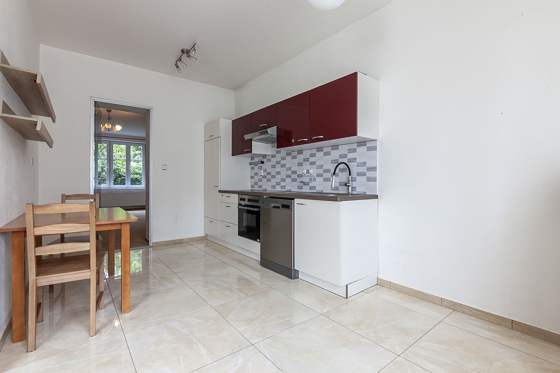 Predaj domu 390 m², pozemek 282 m², Čimická, Praha, Praha Predaj domu 390 m², pozemek 282 m², Čimická, Praha, Praha