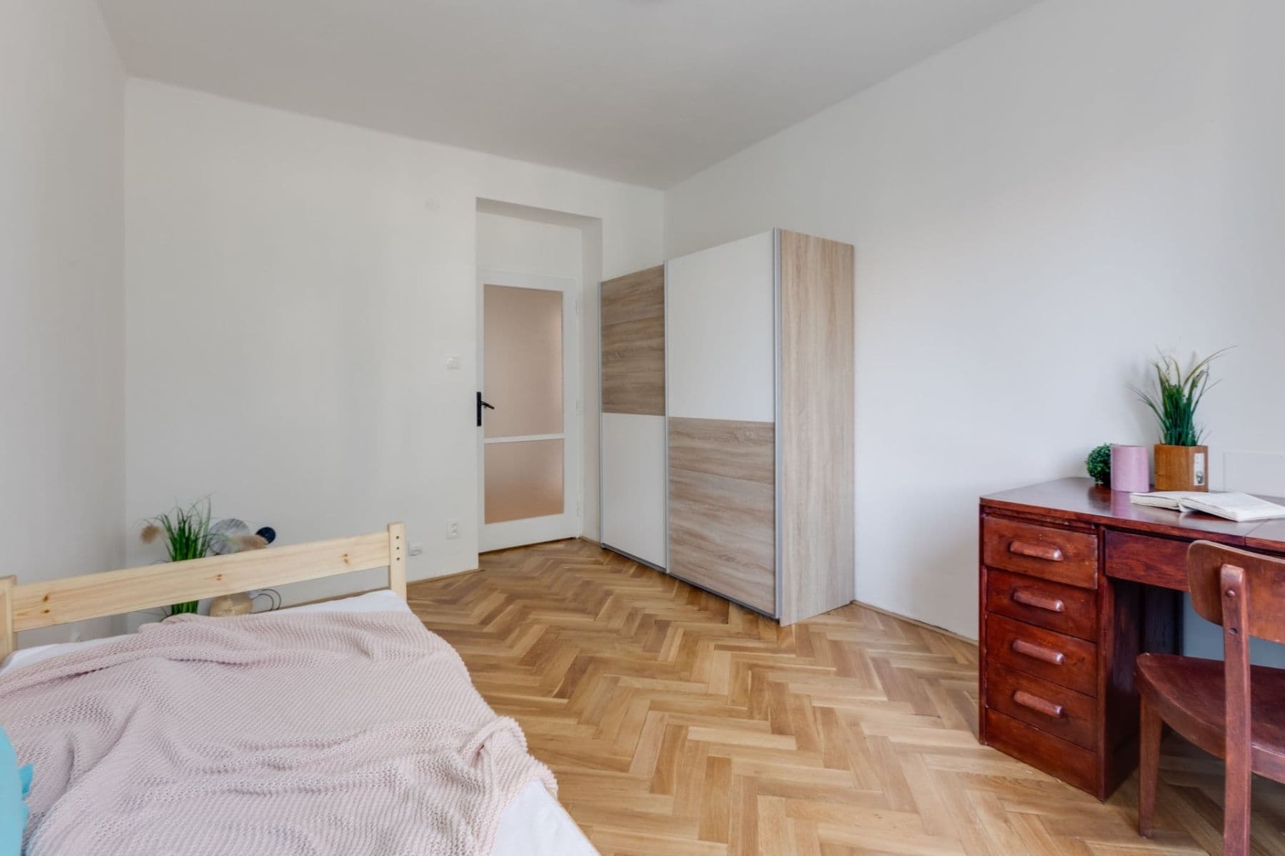 Prenájom bytu 2-izbový 53 m², Jeremenkova, Praha, Praha Prenájom bytu 2-izbový 53 m², Jeremenkova, Praha, Praha