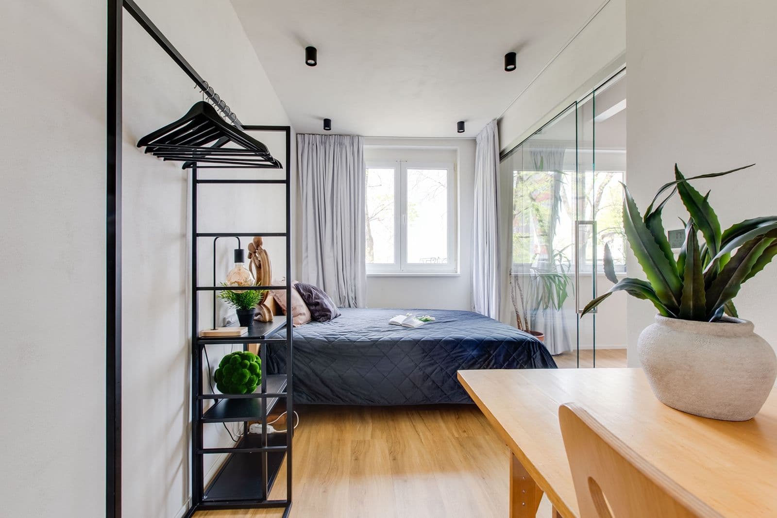 Prenájom bytu 2-izbový 38 m², Krchlebská, Praha, Praha Prenájom bytu 2-izbový 38 m², Krchlebská, Praha, Praha