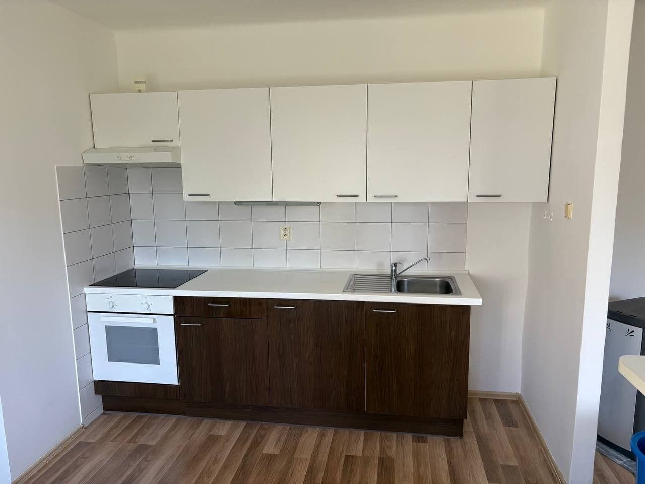 Predaj bytu 1-izbový 36 m², K Sedlištím, Frýdek-Místek, Moravskoslezský kraj Predaj bytu 1-izbový 36 m², K Sedlištím, Frýdek-Místek, Moravskoslezský kraj