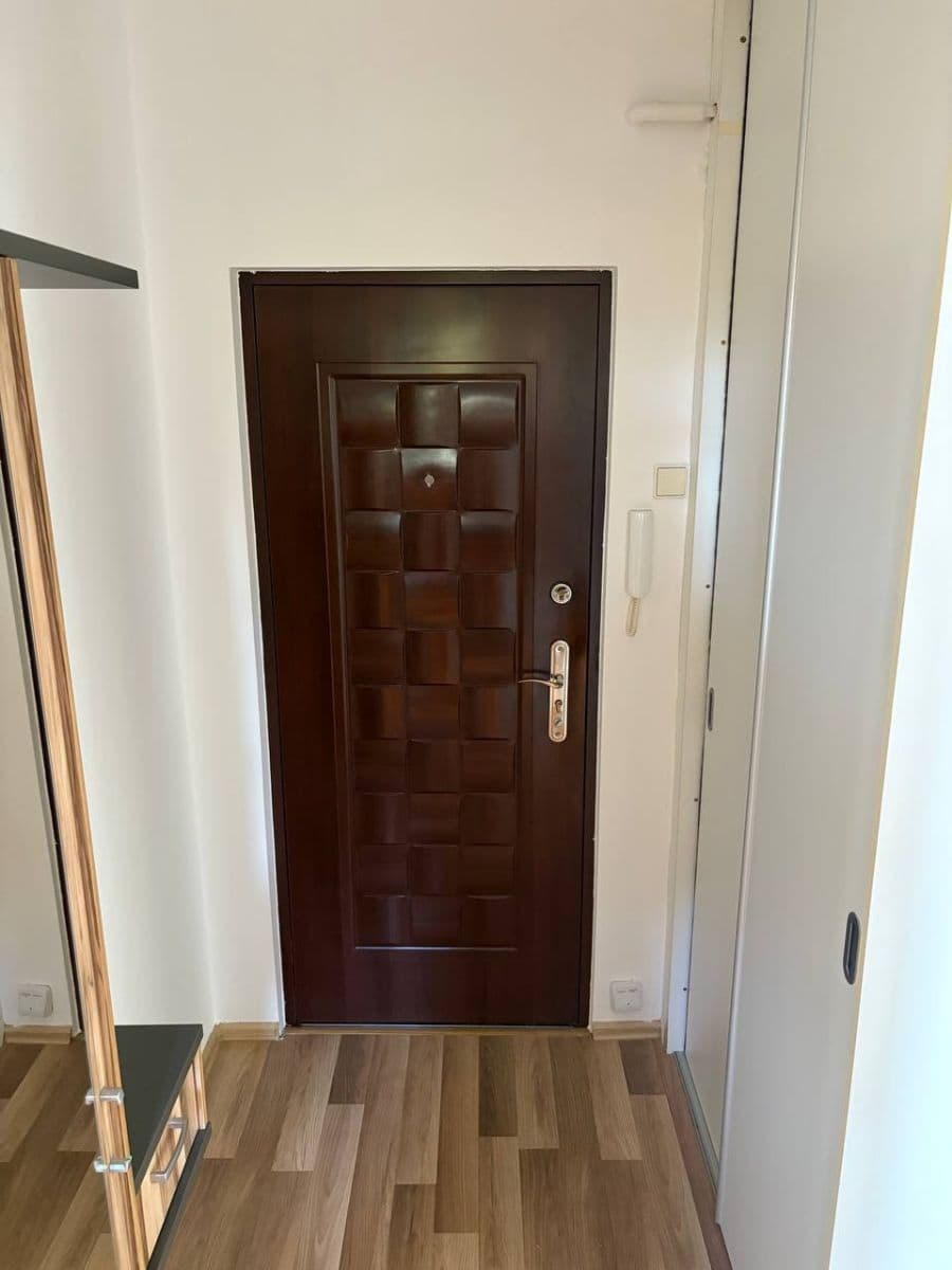 Predaj bytu 1-izbový 36 m², K Sedlištím, Frýdek-Místek, Moravskoslezský kraj Predaj bytu 1-izbový 36 m², K Sedlištím, Frýdek-Místek, Moravskoslezský kraj