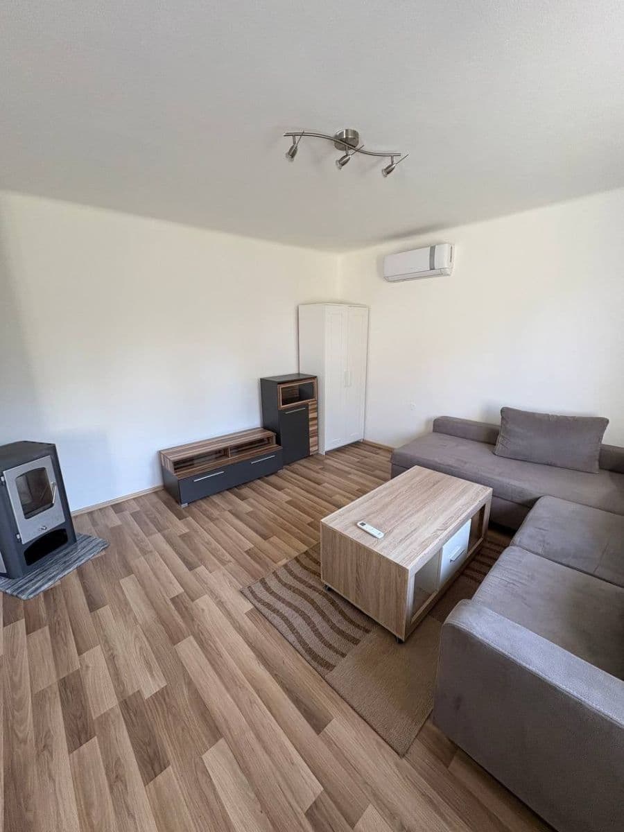 Predaj bytu 1-izbový 36 m², K Sedlištím, Frýdek-Místek, Moravskoslezský kraj Predaj bytu 1-izbový 36 m², K Sedlištím, Frýdek-Místek, Moravskoslezský kraj