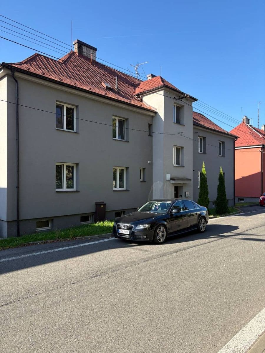 Predaj bytu 1-izbový 36 m², K Sedlištím, Frýdek-Místek, Moravskoslezský kraj Predaj bytu 1-izbový 36 m², K Sedlištím, Frýdek-Místek, Moravskoslezský kraj