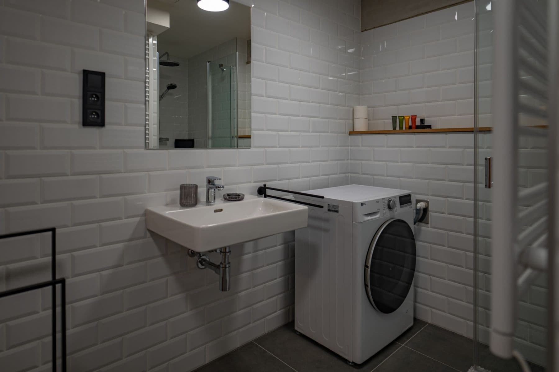 Prenájom bytu 3-izbový 71 m², Kolbenova, Praha, Praha Prenájom bytu 3-izbový 71 m², Kolbenova, Praha, Praha