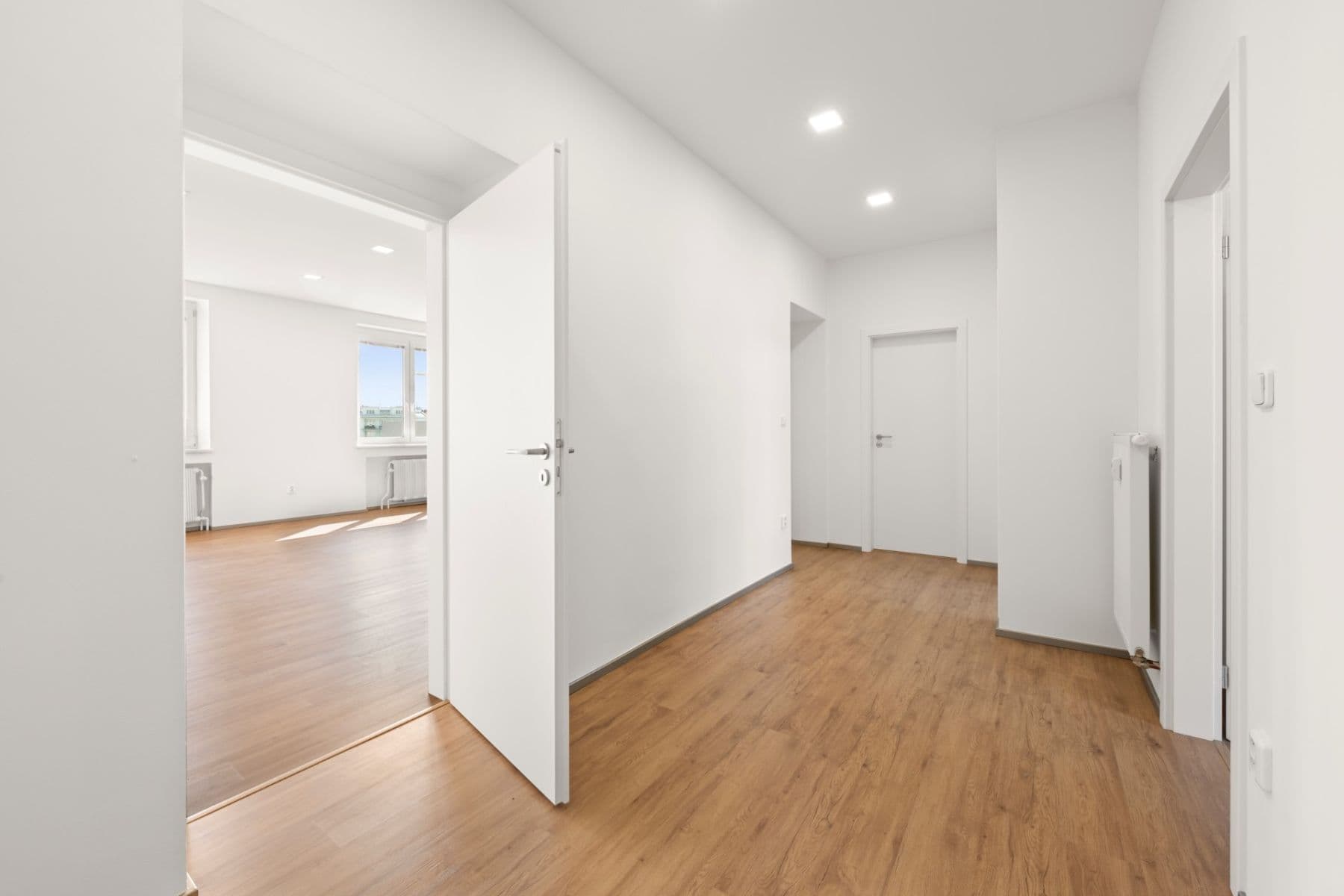 Predaj bytu 3-izbový 108 m², Resslova, Hradec Králové, Královéhradecký kraj Predaj bytu 3-izbový 108 m², Resslova, Hradec Králové, Královéhradecký kraj