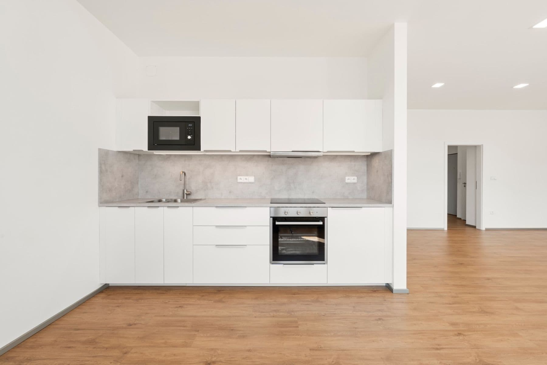 Predaj bytu 3-izbový 108 m², Resslova, Hradec Králové, Královéhradecký kraj Predaj bytu 3-izbový 108 m², Resslova, Hradec Králové, Královéhradecký kraj