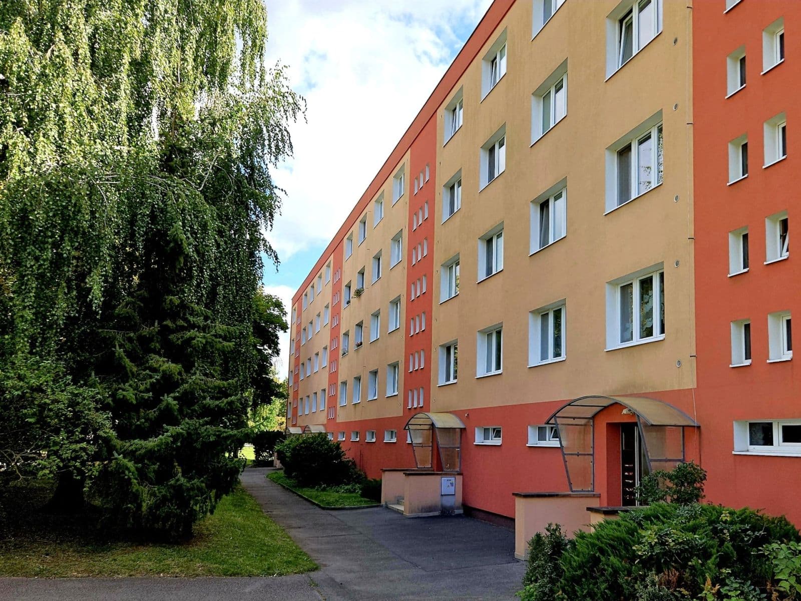 Predaj bytu 4-izbový 80 m², Karla Čapka, Beroun, Středočeský kraj Predaj bytu 4-izbový 80 m², Karla Čapka, Beroun, Středočeský kraj