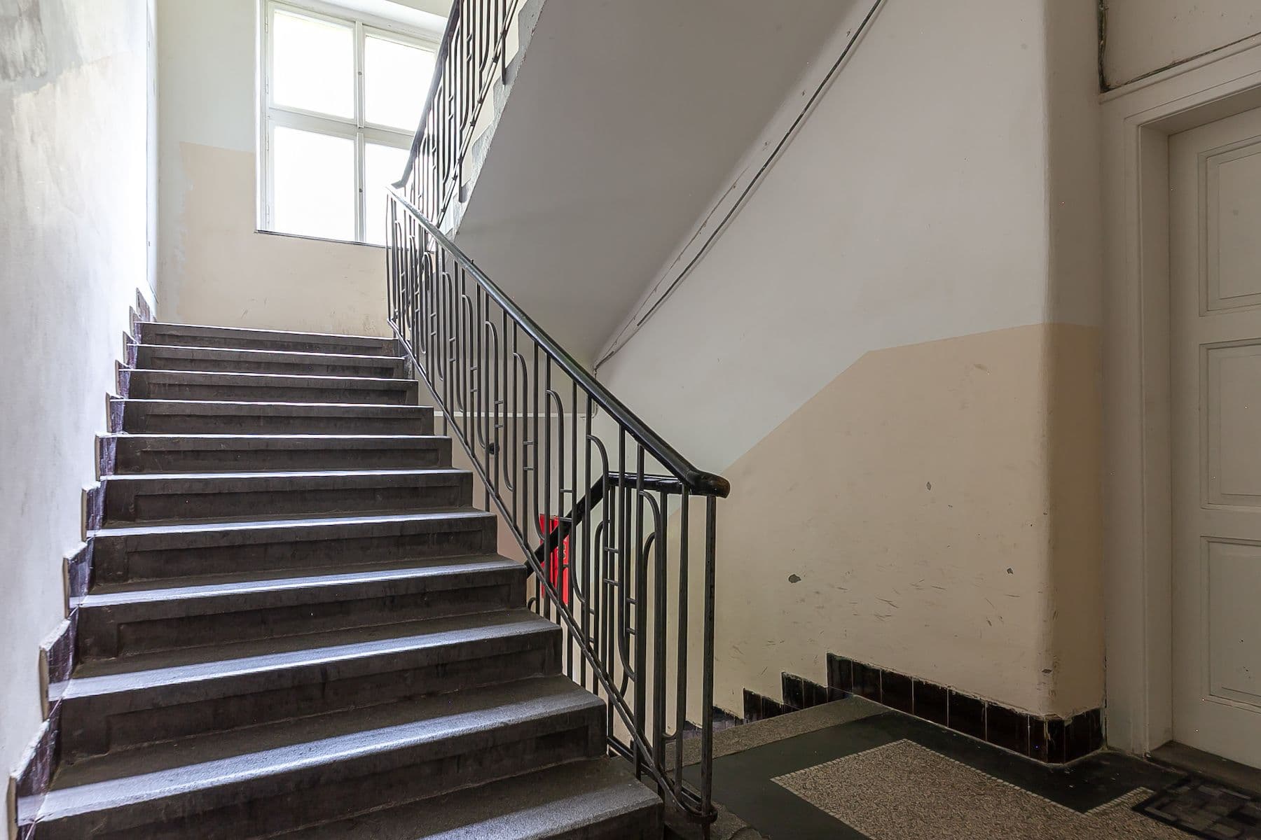 Predaj bytu 3-izbový 108 m², Schnirchova, Praha, Praha Predaj bytu 3-izbový 108 m², Schnirchova, Praha, Praha