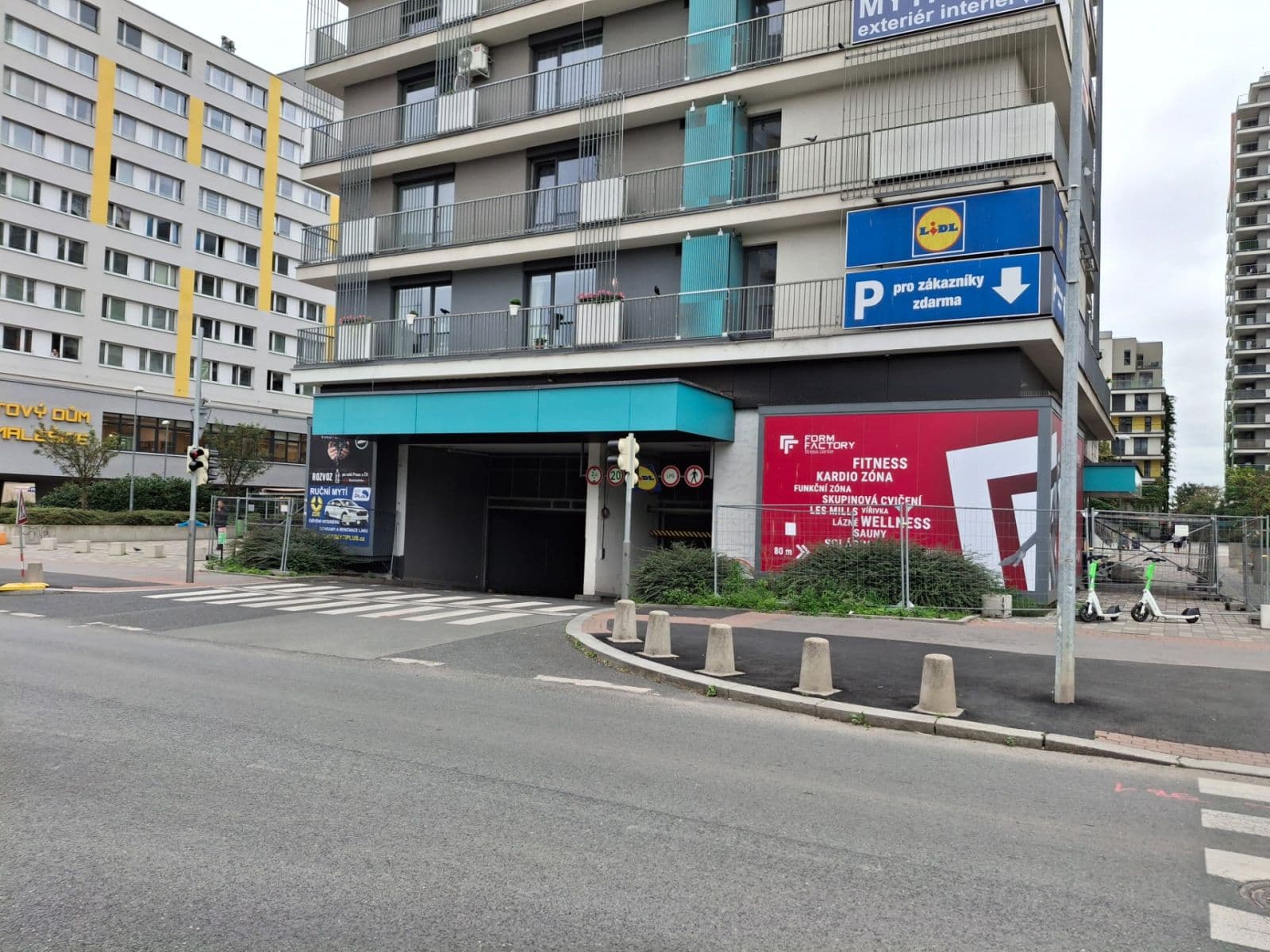 Predaj garáže 14 m², Praha, Praha Predaj garáže 14 m², Praha, Praha