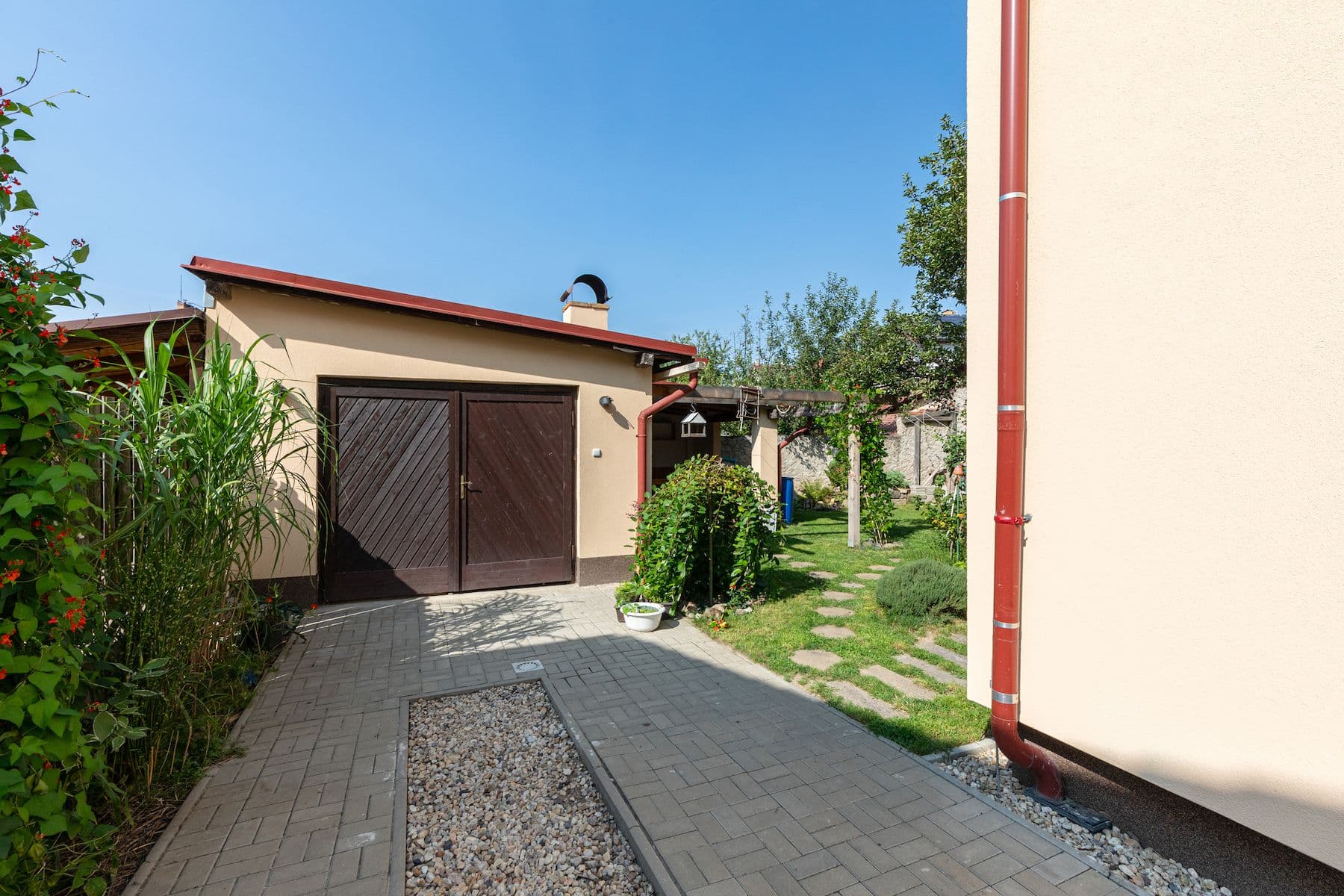 Predaj domu 294 m², pozemek 414 m², Boženy Němcové, Úvaly, Středočeský kraj Predaj domu 294 m², pozemek 414 m², Boženy Němcové, Úvaly, Středočeský kraj