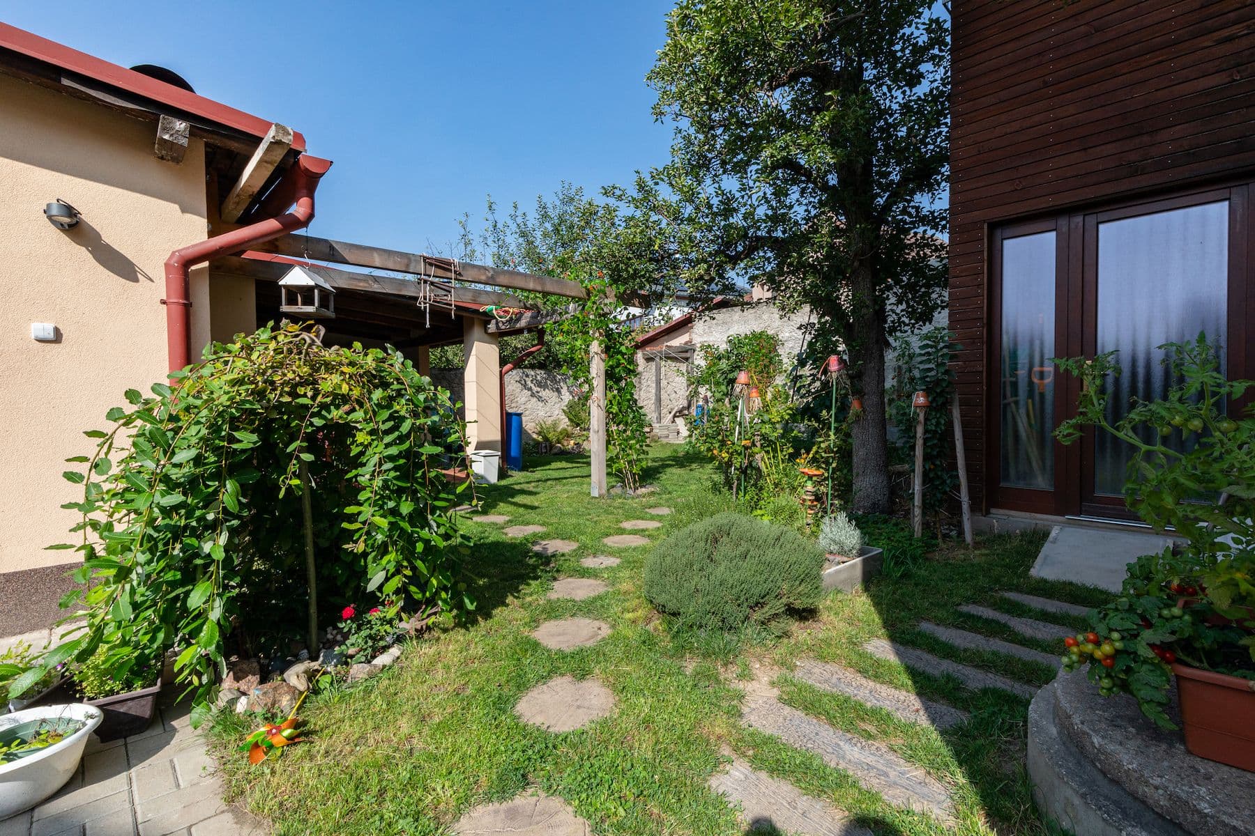 Predaj domu 294 m², pozemek 414 m², Boženy Němcové, Úvaly, Středočeský kraj Predaj domu 294 m², pozemek 414 m², Boženy Němcové, Úvaly, Středočeský kraj