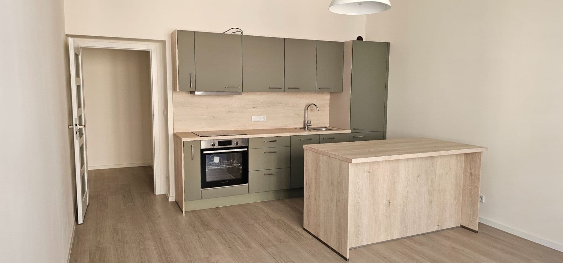 Predaj bytu 2-izbový 55 m², Šlikova, Praha, Praha Predaj bytu 2-izbový 55 m², Šlikova, Praha, Praha