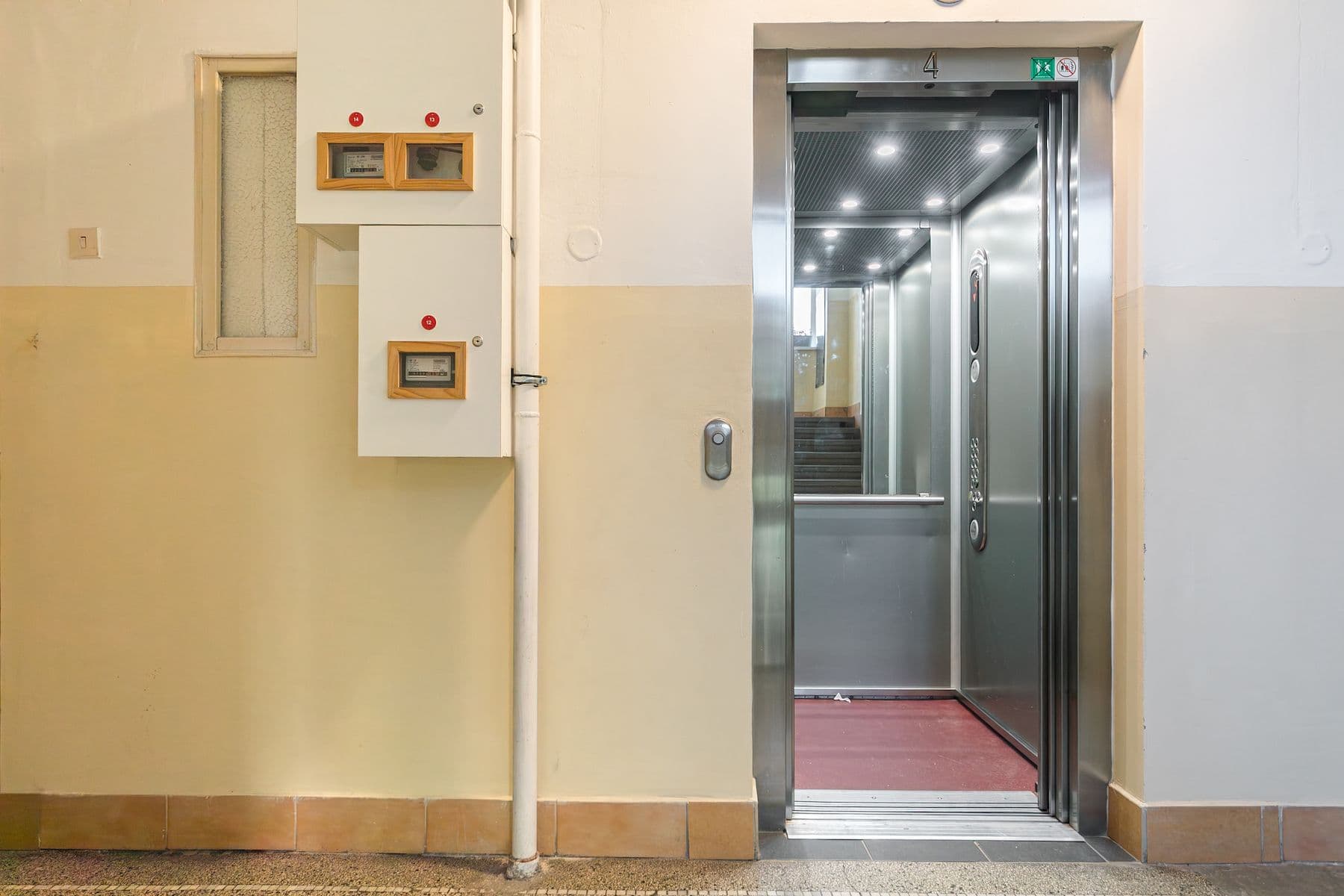 Predaj bytu 3-izbový 96 m², Vinohradská, Praha, Praha Predaj bytu 3-izbový 96 m², Vinohradská, Praha, Praha