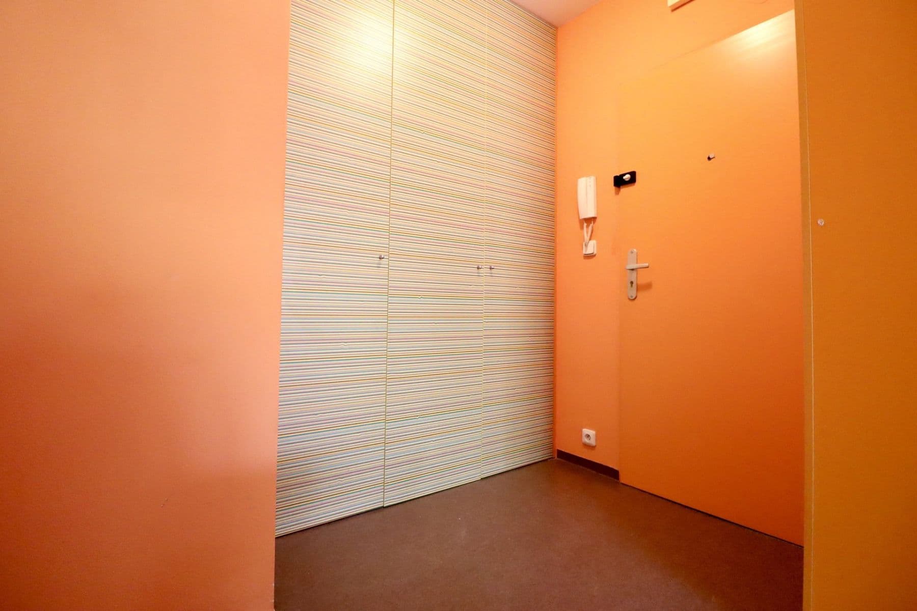 Prenájom bytu 1-izbový 29 m², Počátecká, Praha, Praha Prenájom bytu 1-izbový 29 m², Počátecká, Praha, Praha